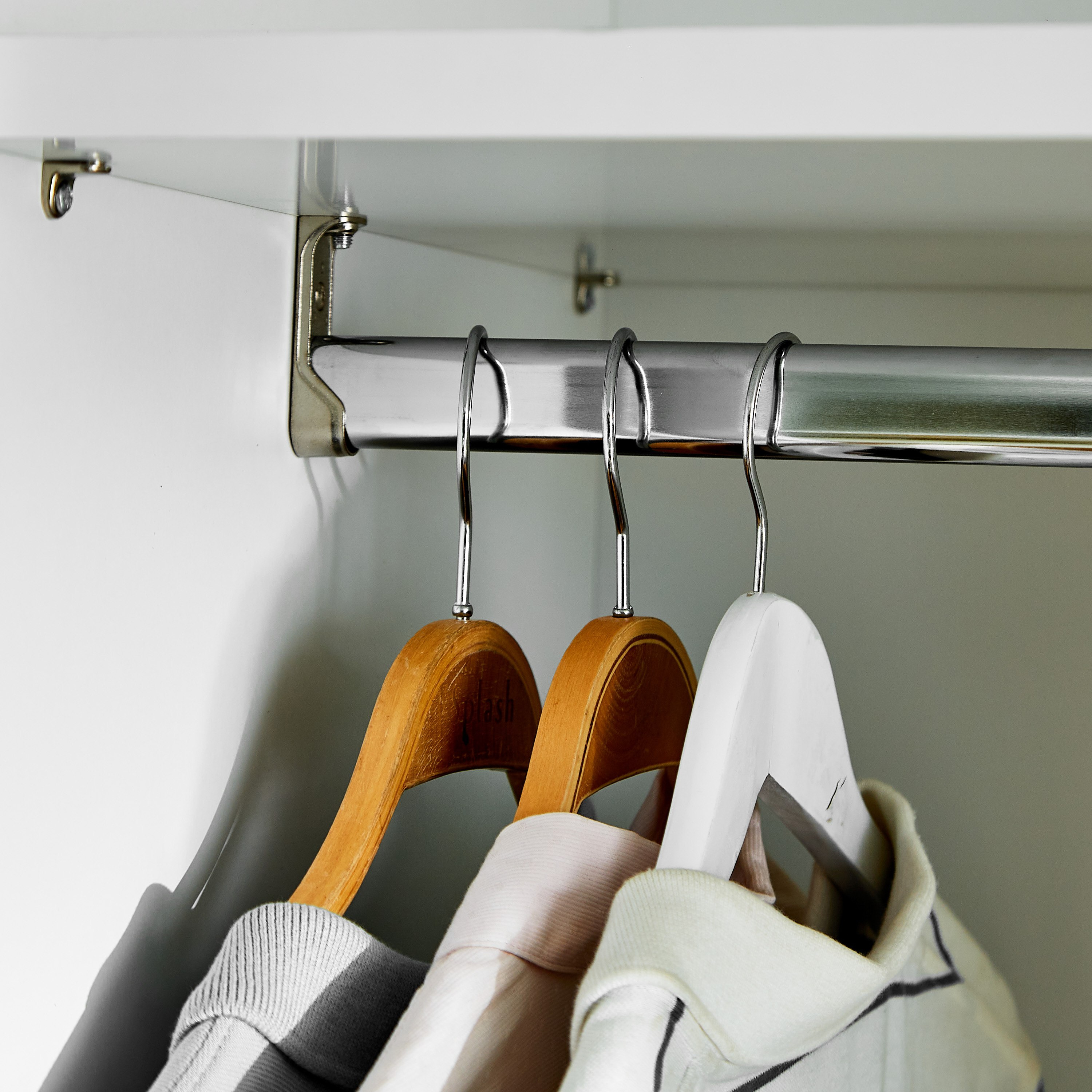 خزانة ملابس بباب انزلاقي ومرآة من هامبورج-hbxfurniture-wardrobes-image-12