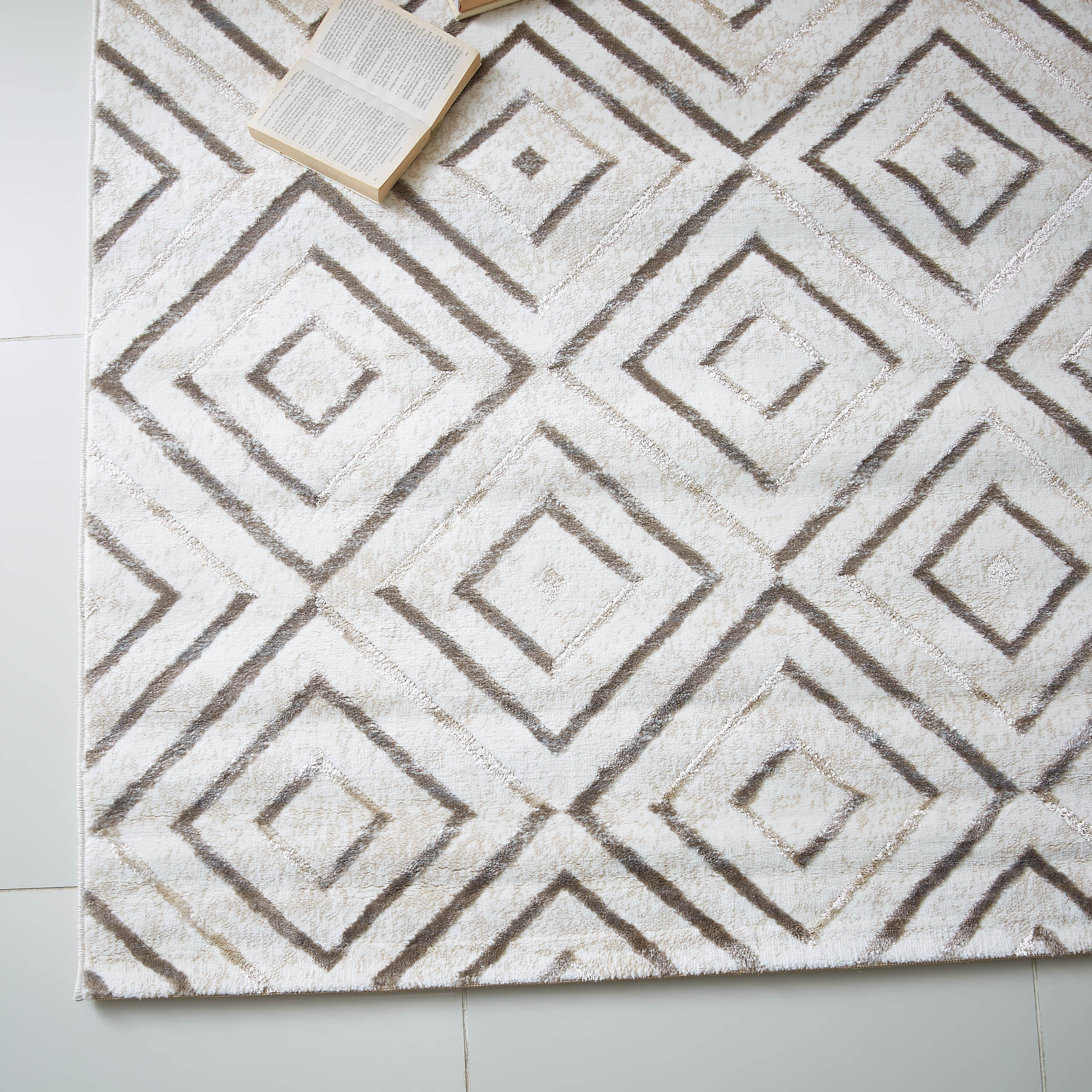 سجادة بولي بروبلين مقاومة للبقع من كريستال - 150x230 سم-hbxdecorandfurnishings-floorcoverings-rugs-image-2