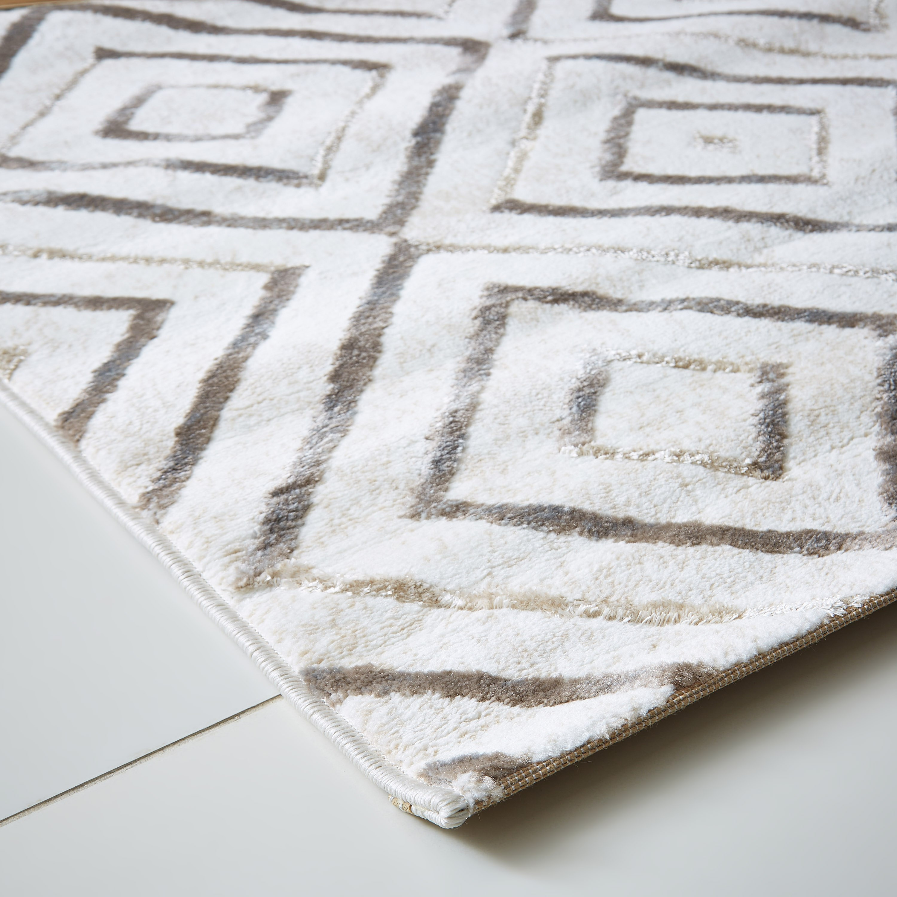 سجادة بولي بروبلين مقاومة للبقع من كريستال - 150x230 سم-hbxdecorandfurnishings-floorcoverings-rugs-image-3