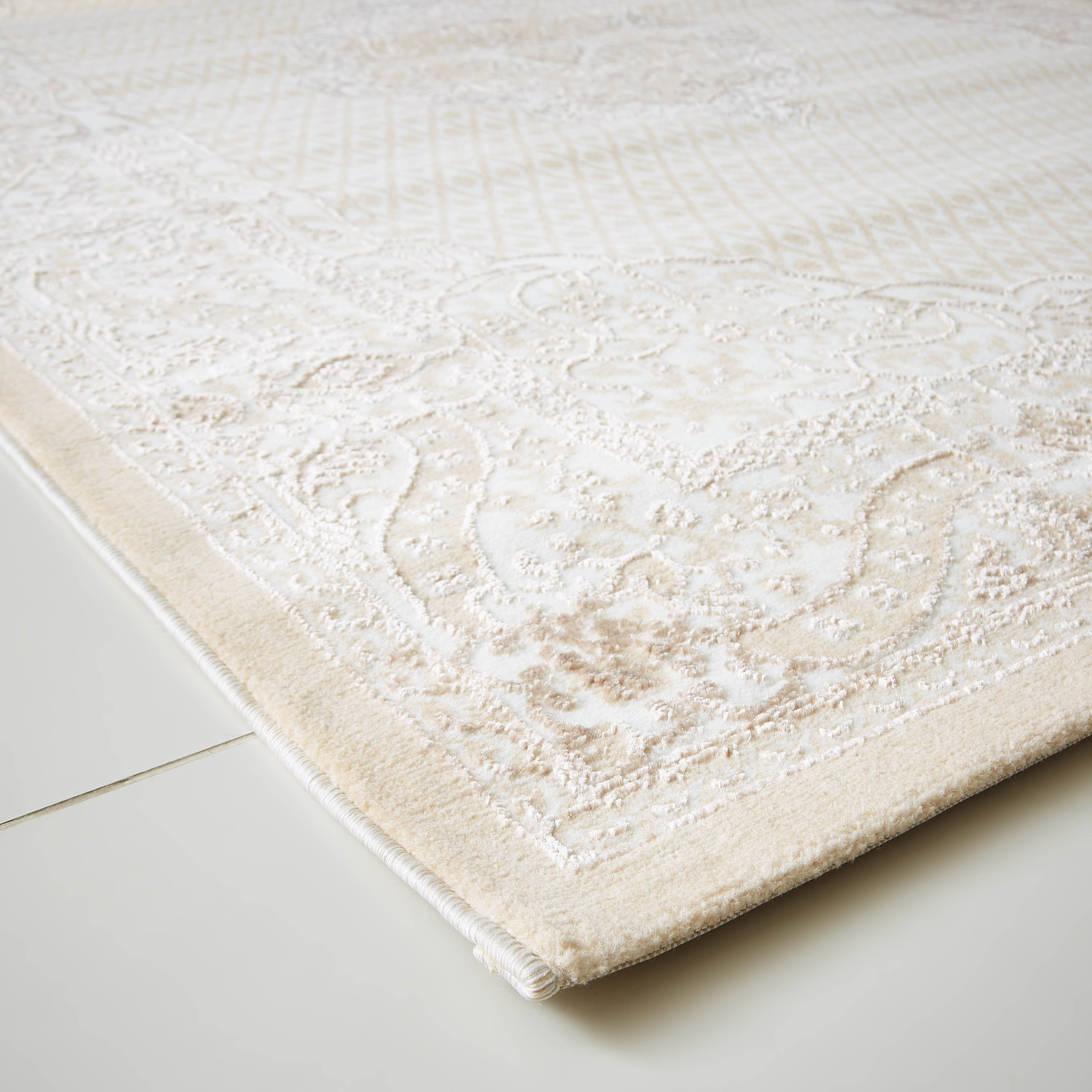 Emperator Stain Resistant Polypropylene Rug - 150x230 cm-hbxdecorandfurnishings-floorcoverings-rugs-image-3