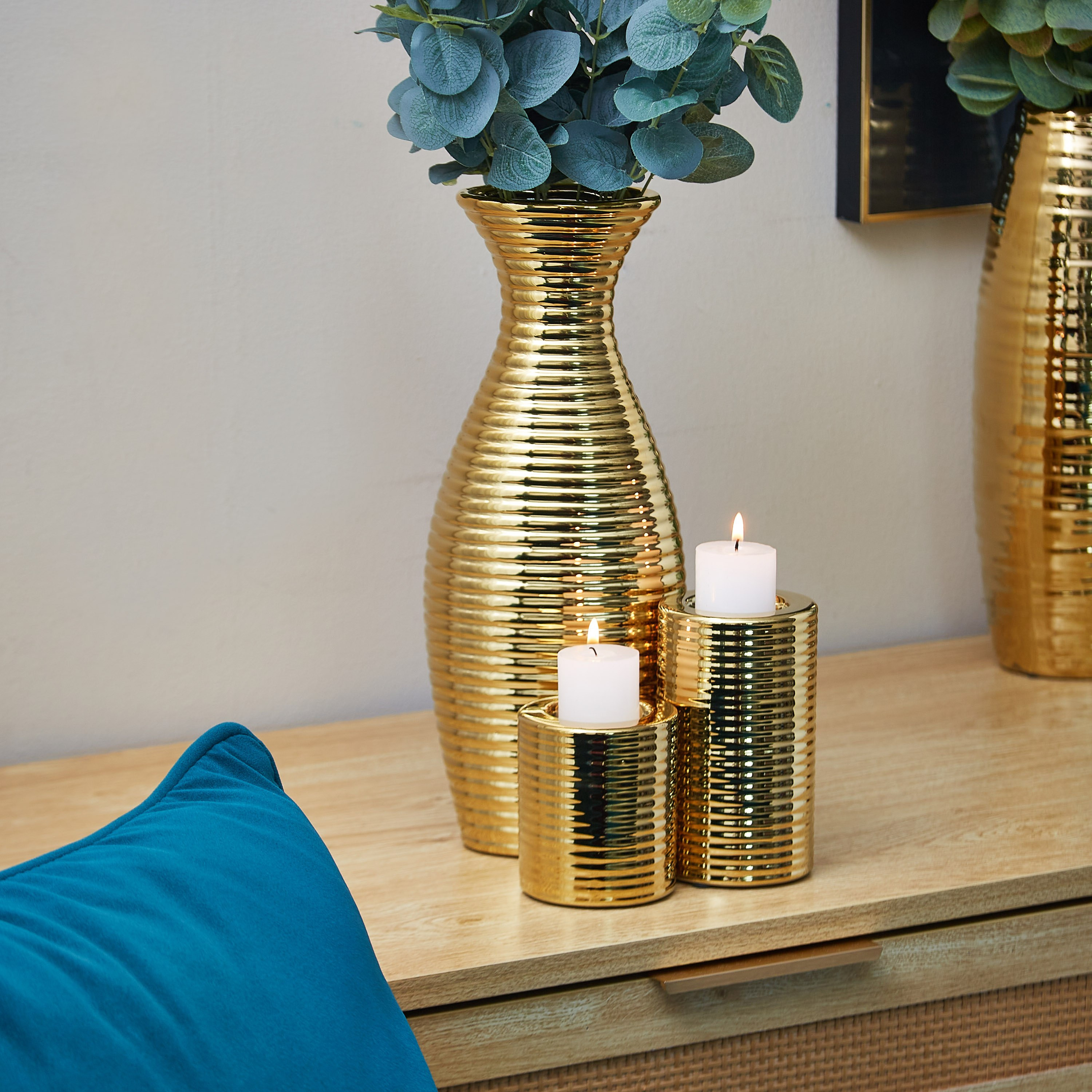 طقم مزهرية سيراميك مضلعة مع حامل شموع 3 قطع من إيلا-hbxbedroom-decorandaccessories-vases-image-2