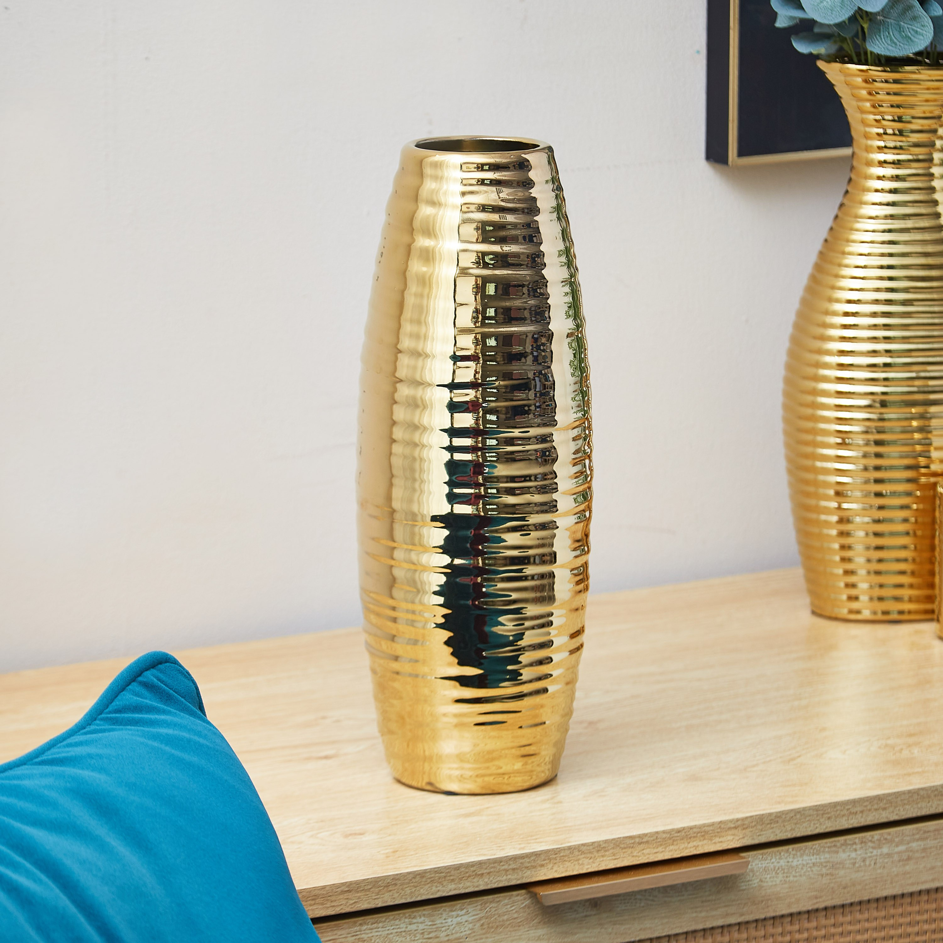 مزهرية سيراميك كبيرة بارزة الملمس من إيلا - 11x11x32 سم-hbxbedroom-decorandaccessories-vases-image-1