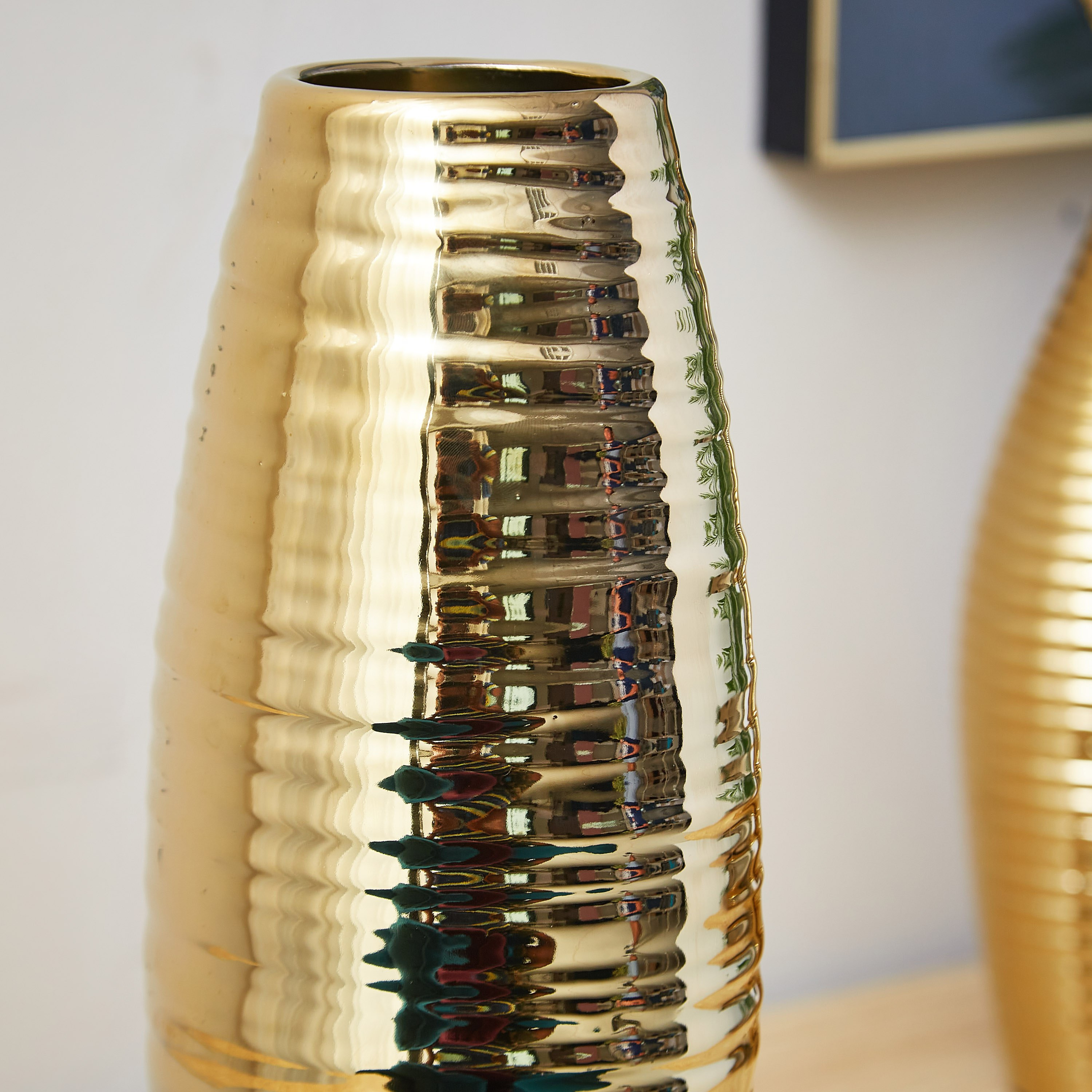 مزهرية سيراميك كبيرة بارزة الملمس من إيلا - 11x11x32 سم-hbxbedroom-decorandaccessories-vases-image-3