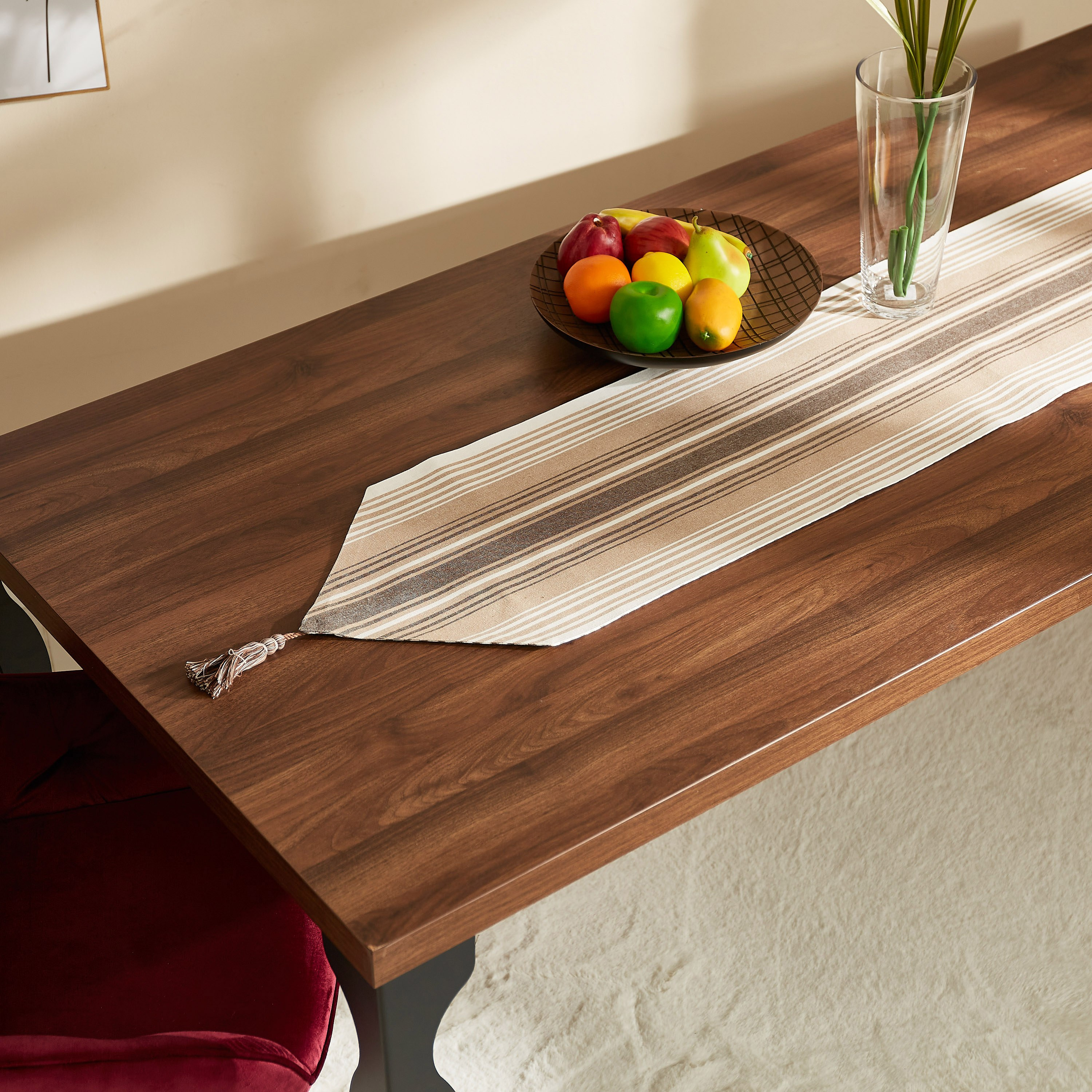 مفرش طاولة من القطن المصبوغ قابل للاستخدام على الوجهين من هارلي - 33x180 سم-hbxdecorandfurnishings-homefurnishings-tablelinens-image-1