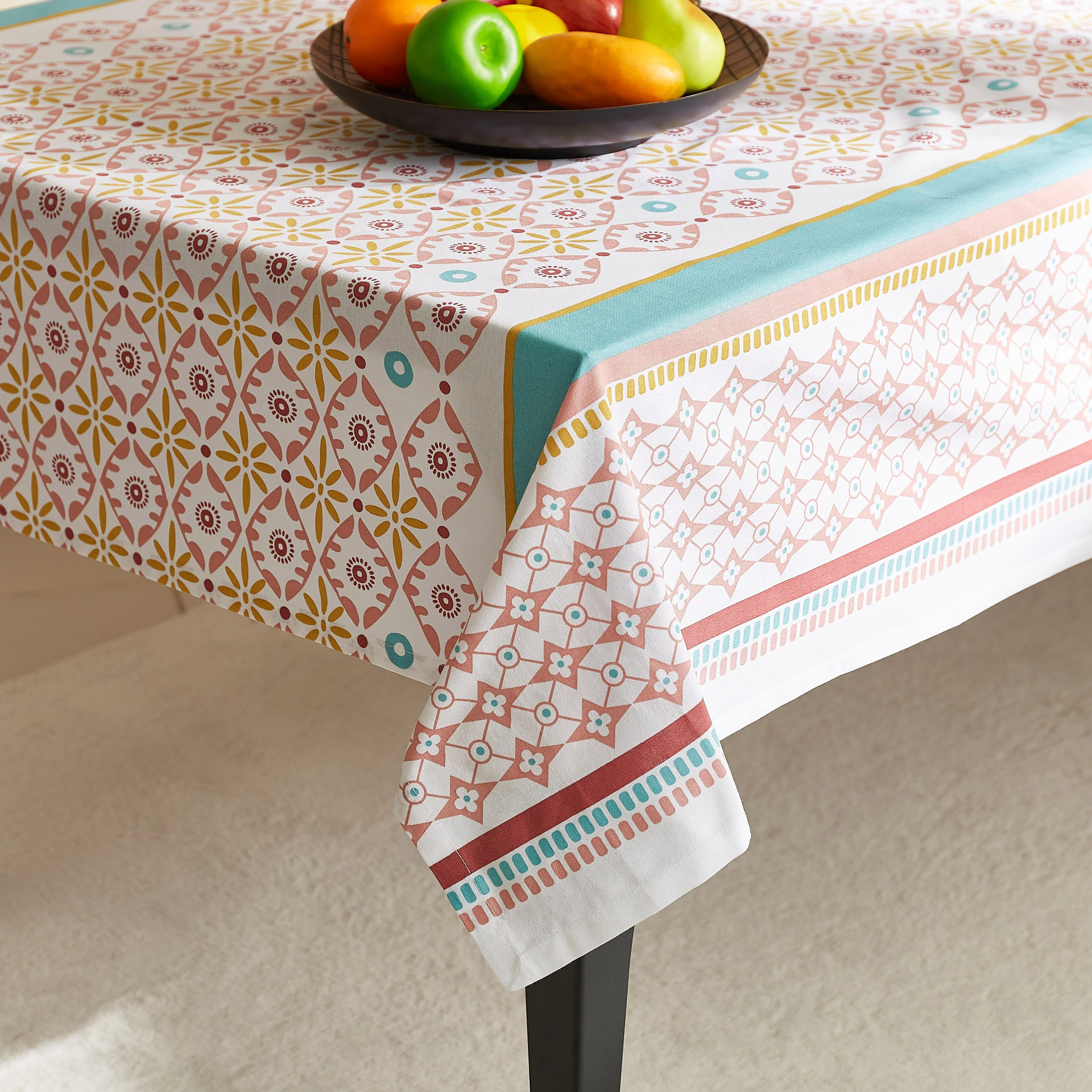 مفرش طاولة قطن بطبعات من بيتون - 150x250  سم-hbxdecorandfurnishings-homefurnishings-tablelinens-image-2