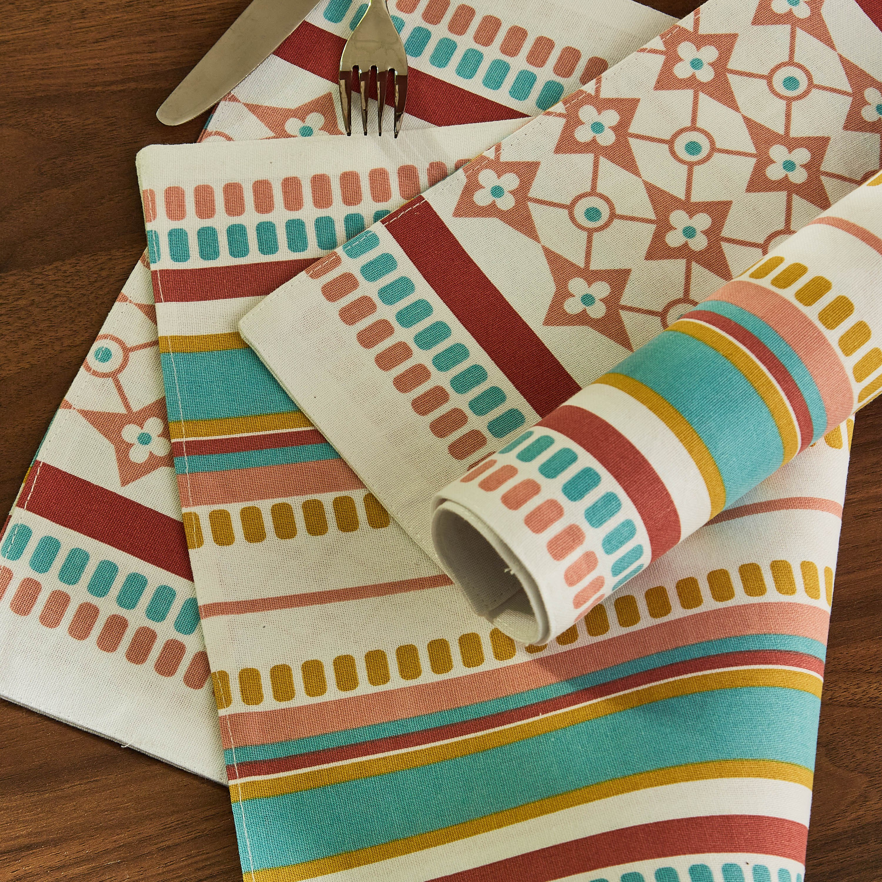 لبادة صحون قطن على الوجهين بطبعات من بايتون - طقم من قطعتين-hbxdecorandfurnishings-homefurnishings-tablelinens-image-3