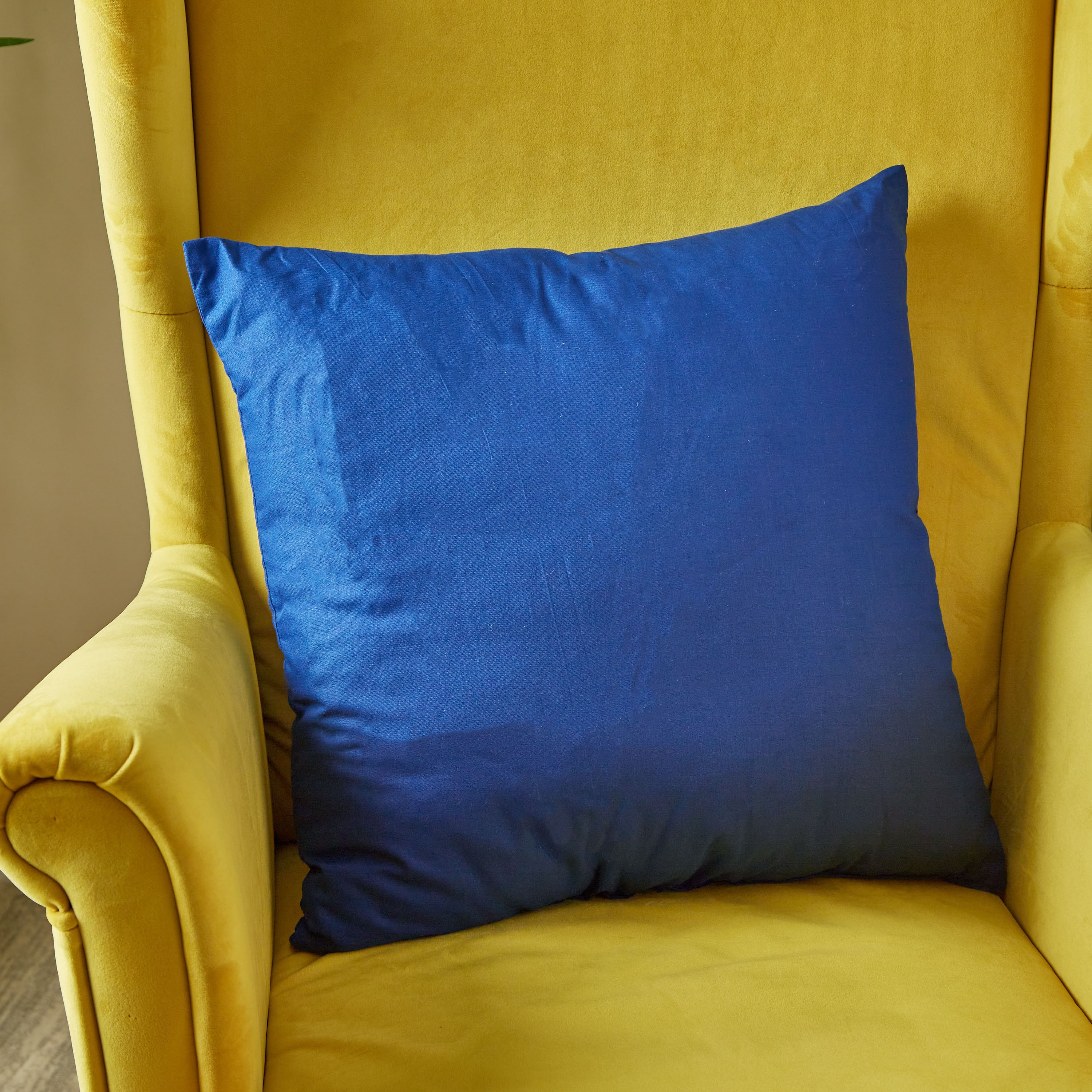 وسادة محشوة من بريستول - 50x50 سم-hbxlivingroom-furnishings-cushionsandcovers-filledcushions-image-1