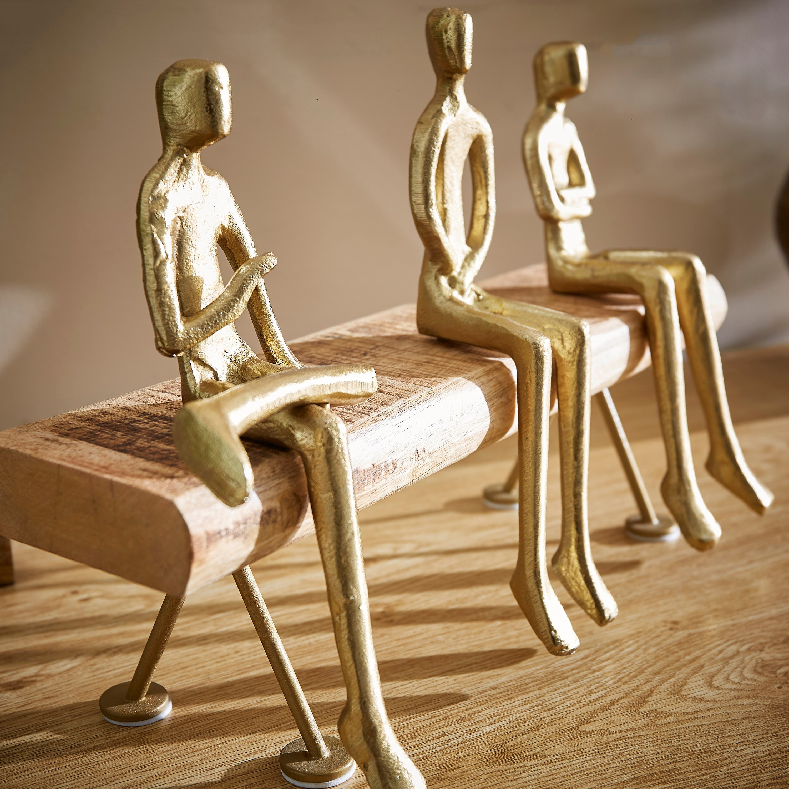 Trivia Metal Conversation On A Bench Sculpture - 38x13x24 cm-hbxhomeware-homedecor-figurinesandornaments-image-3