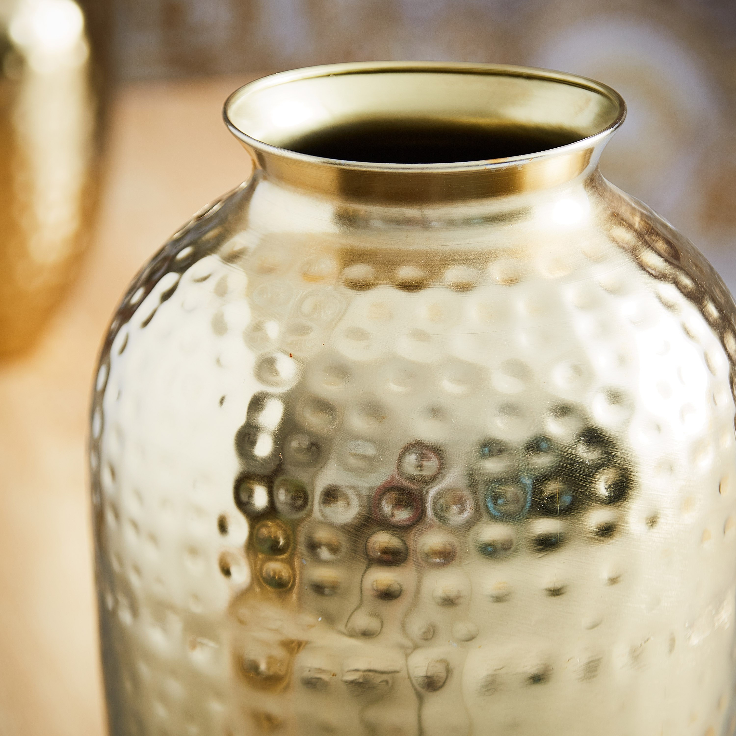 Trivia Large Metal Hammered Vase - 24x24x37 cm-hbxbedroom-decorandaccessories-vases-image-3