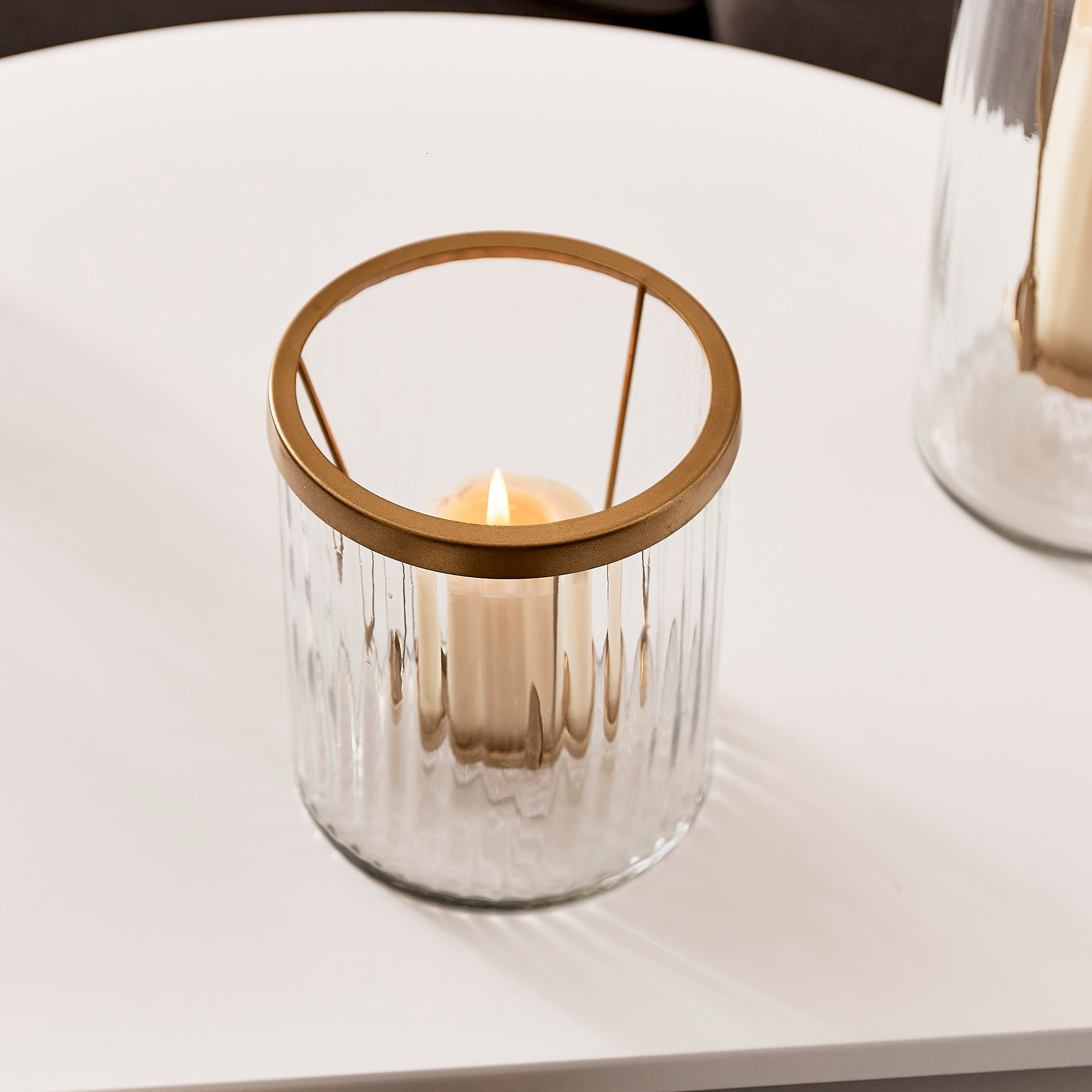 شمعدان زجاج شفاف أروها - 15×15×18 سم-hbxlivingroom-decorandaccessories-candleholders-image-2