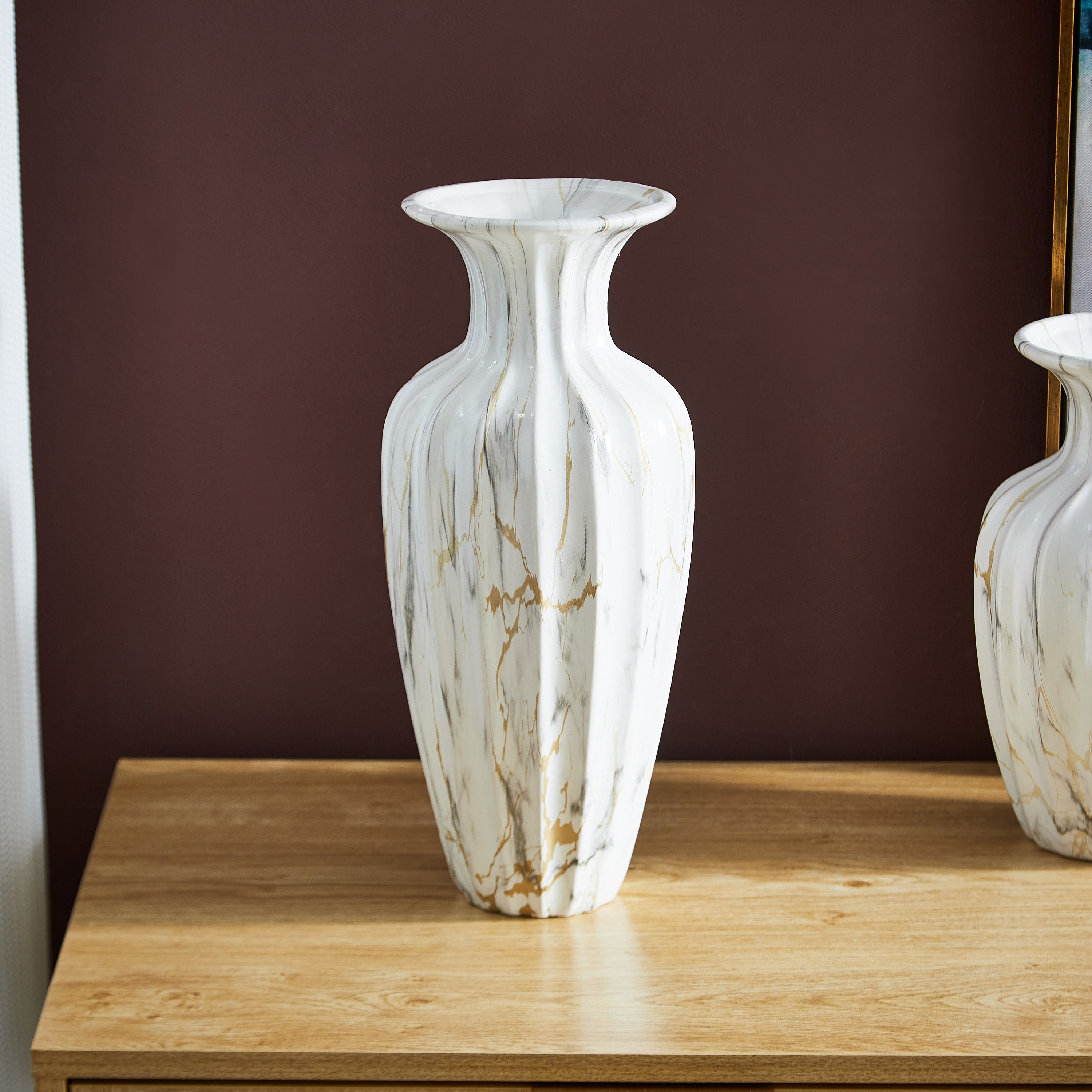 مزهرية سيراميك مضلّعة بالرخام من ديوك - 17.5×17.5×35.70 سم-hbxbedroom-decorandaccessories-vases-image-1