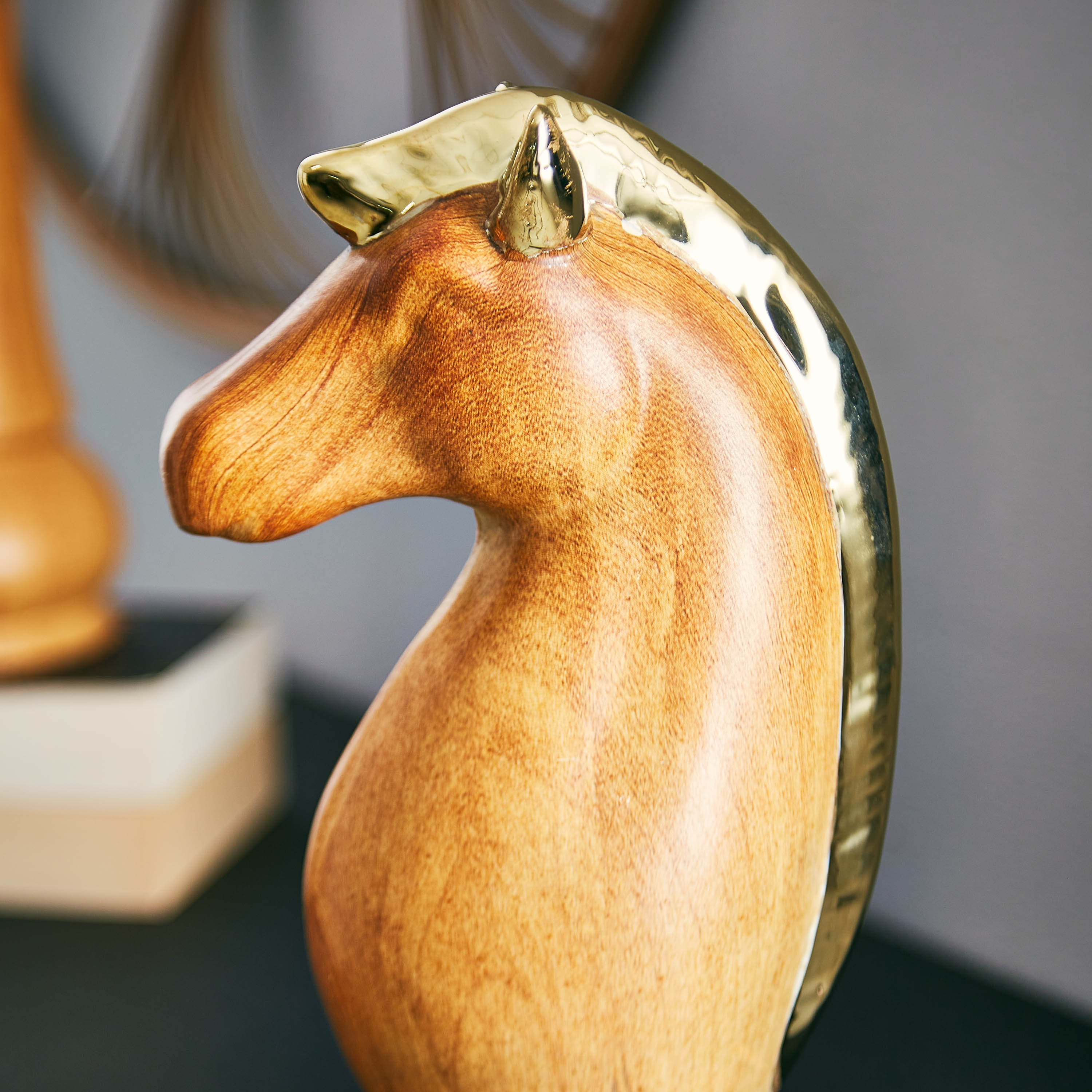 تمثال فارس الشطرنج  من السيراميك من ديوك - 15 × 12.2 × 28.5 سم-hbxhomeware-homedecor-figurinesandornaments-image-2