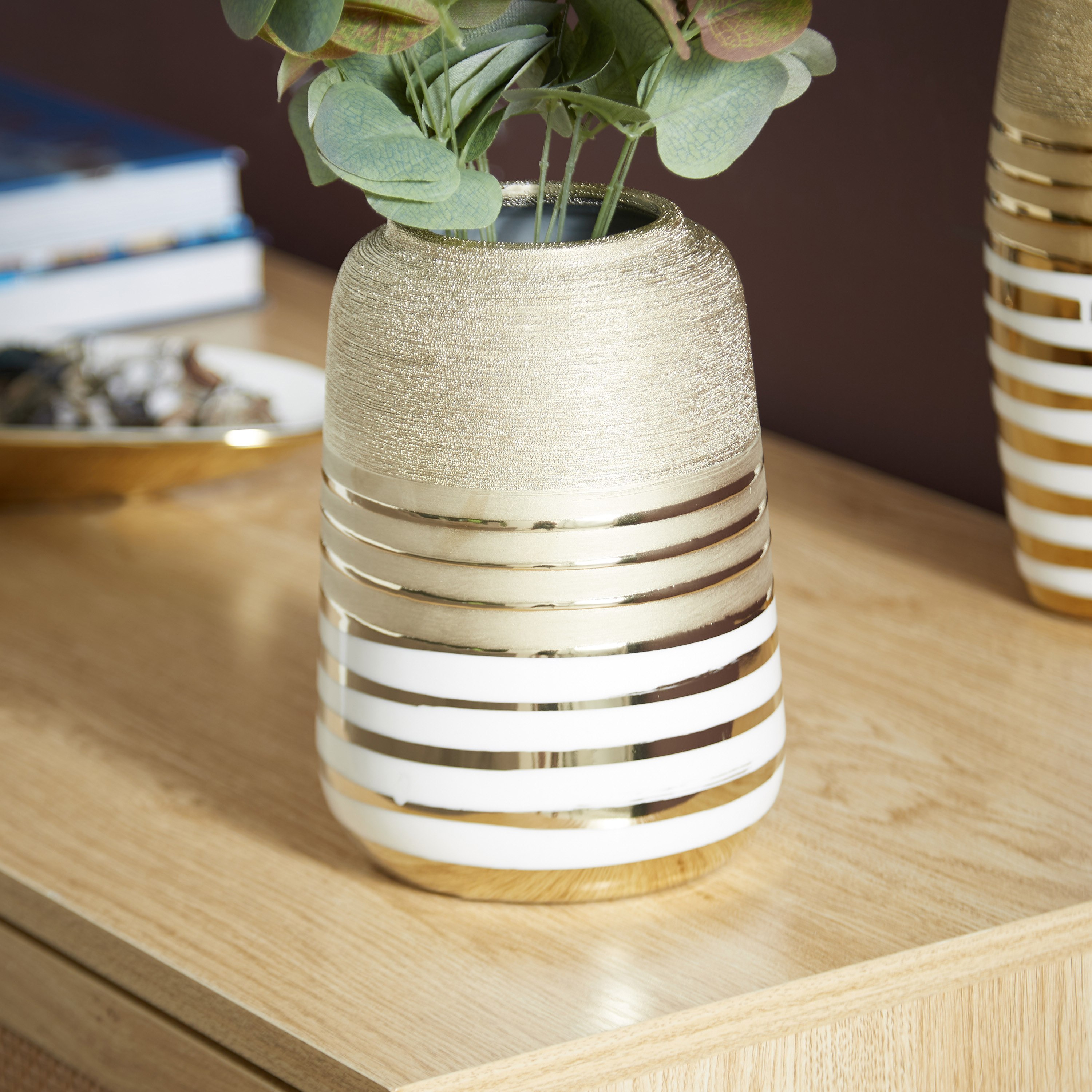 مزهرية صغيرة من السيراميك من ديوك - 13.5x13.5x18.8 سم-hbxbedroom-decorandaccessories-vases-image-2
