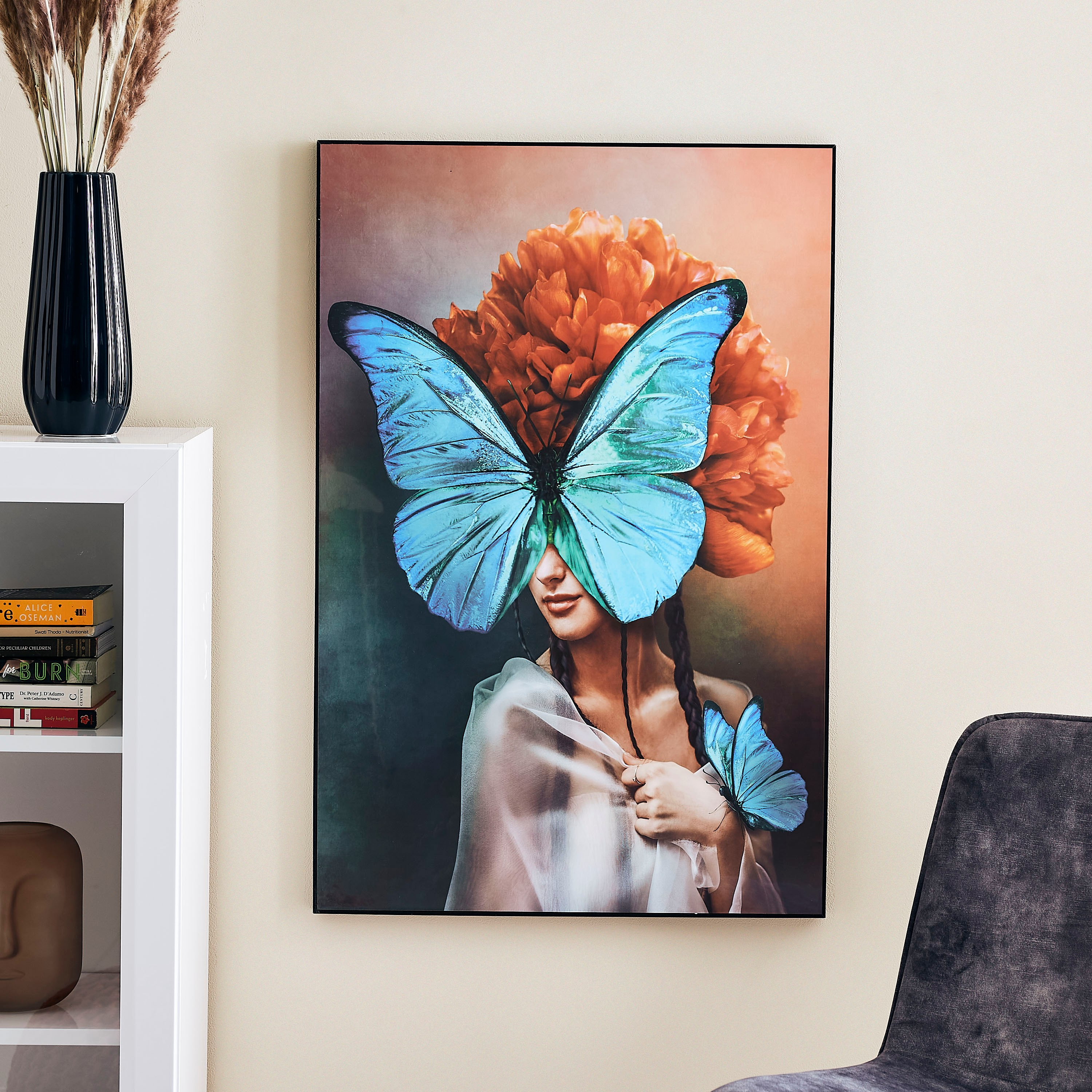 لوحة مؤطّرة لامعة بألواح ليفية متوسط الكثافة بتصميم فتاة وفراشة من بيترا - 60x3x90 سم-PROMO_HB_AE_B1G1_250925-image-1