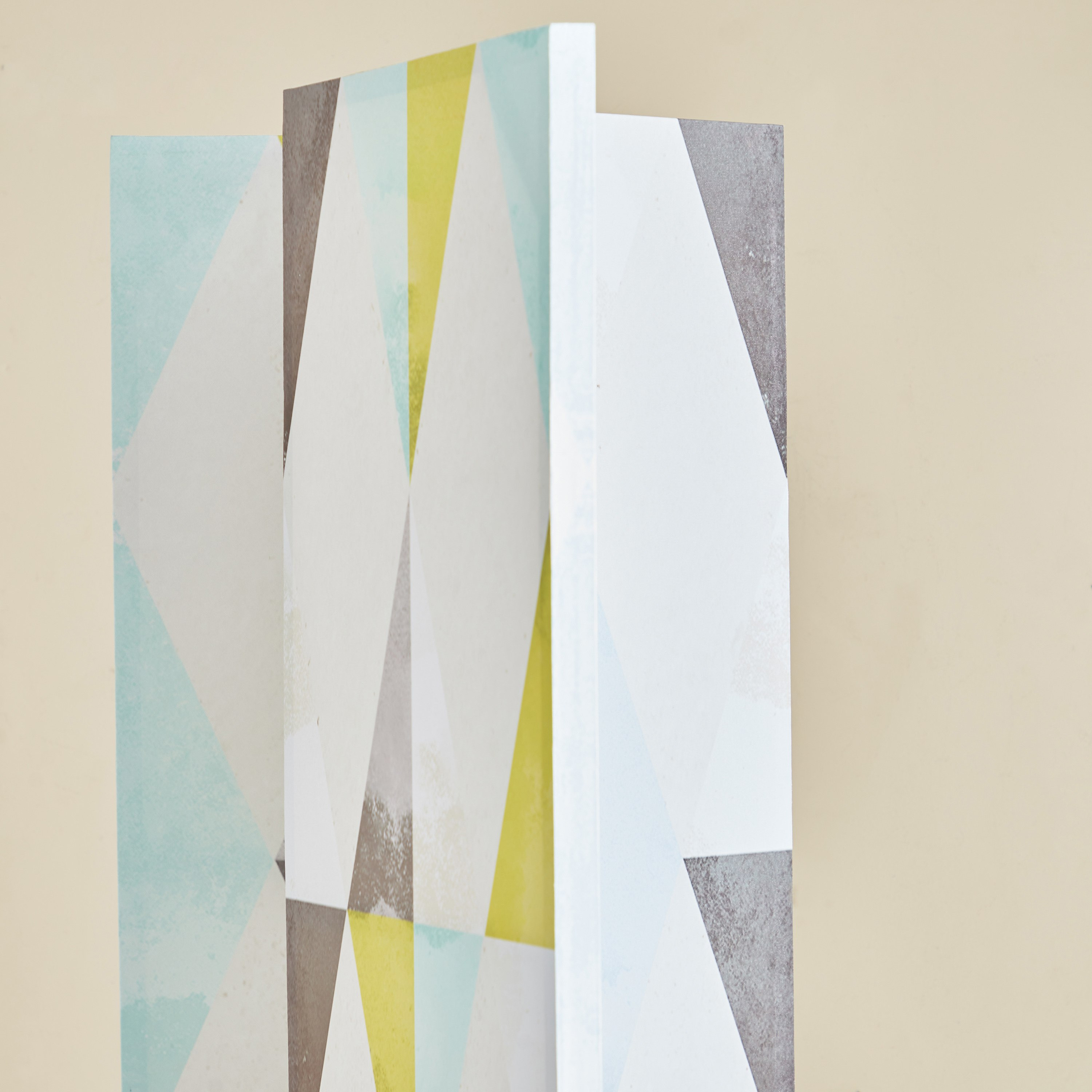 Petra Diamond Pattern Print 3-Panel Foldable Screen - 120x3x180 cm-PROMO_HB_AE_B1G1_250925-image-3