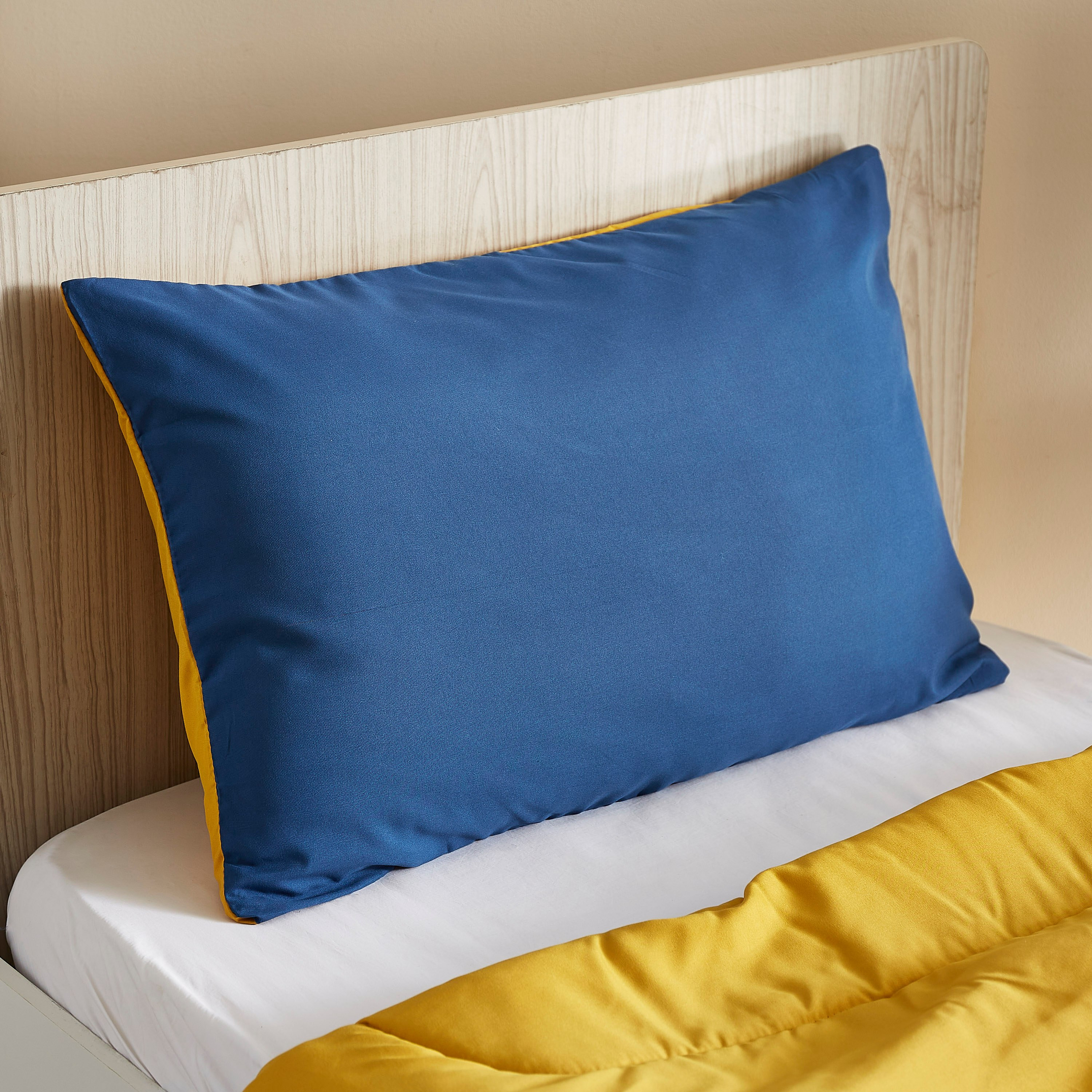Derby 2-Piece Reversible Microfibre Single Comforter Set - 135x220 cm-hbxkidsandyouth-beddingandfurnishings-comfortersets-image-2
