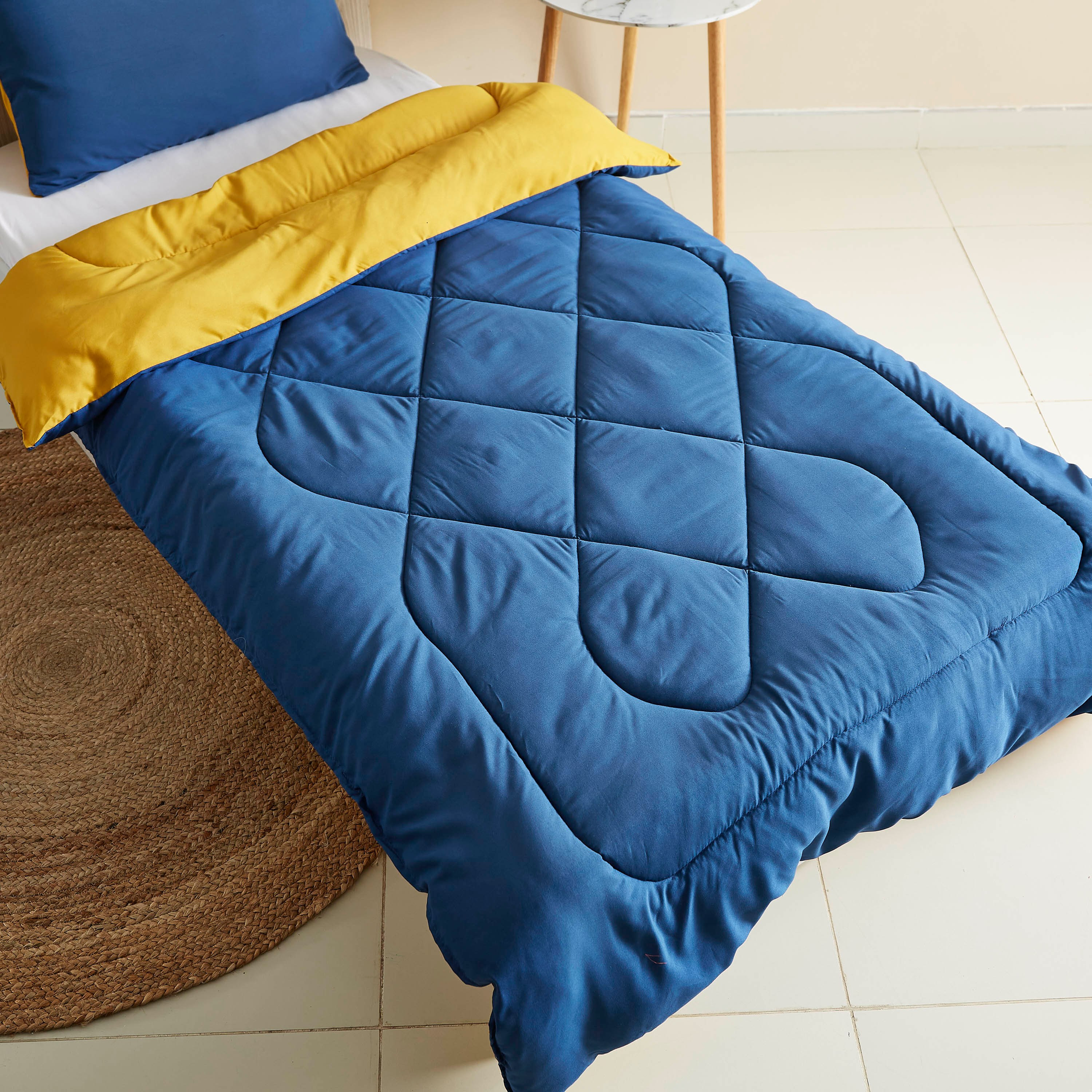 Derby 2-Piece Reversible Microfibre Single Comforter Set - 135x220 cm-hbxkidsandyouth-beddingandfurnishings-comfortersets-image-3