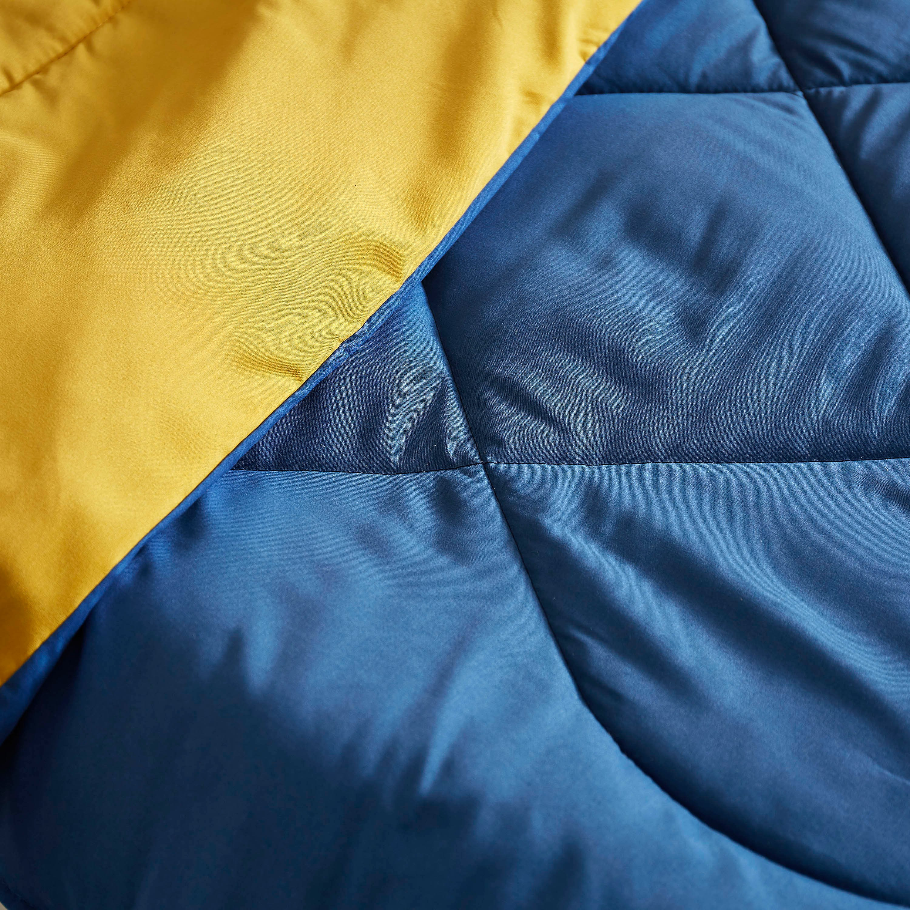 Derby 2-Piece Reversible Microfibre Single Comforter Set - 135x220 cm-hbxkidsandyouth-beddingandfurnishings-comfortersets-image-4