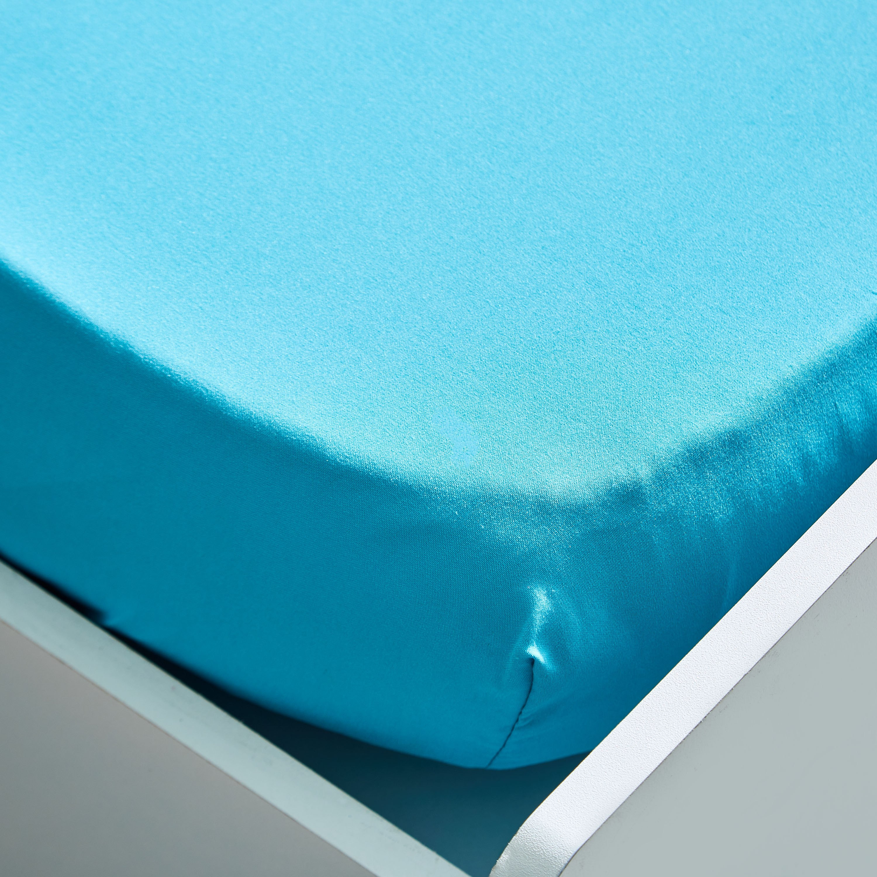 شرشف مطاطي فردي سادة من الألياف الدقيقة من ديربي - 90x190+20 سم-hbxhomeware-hbxbedroom-image-3