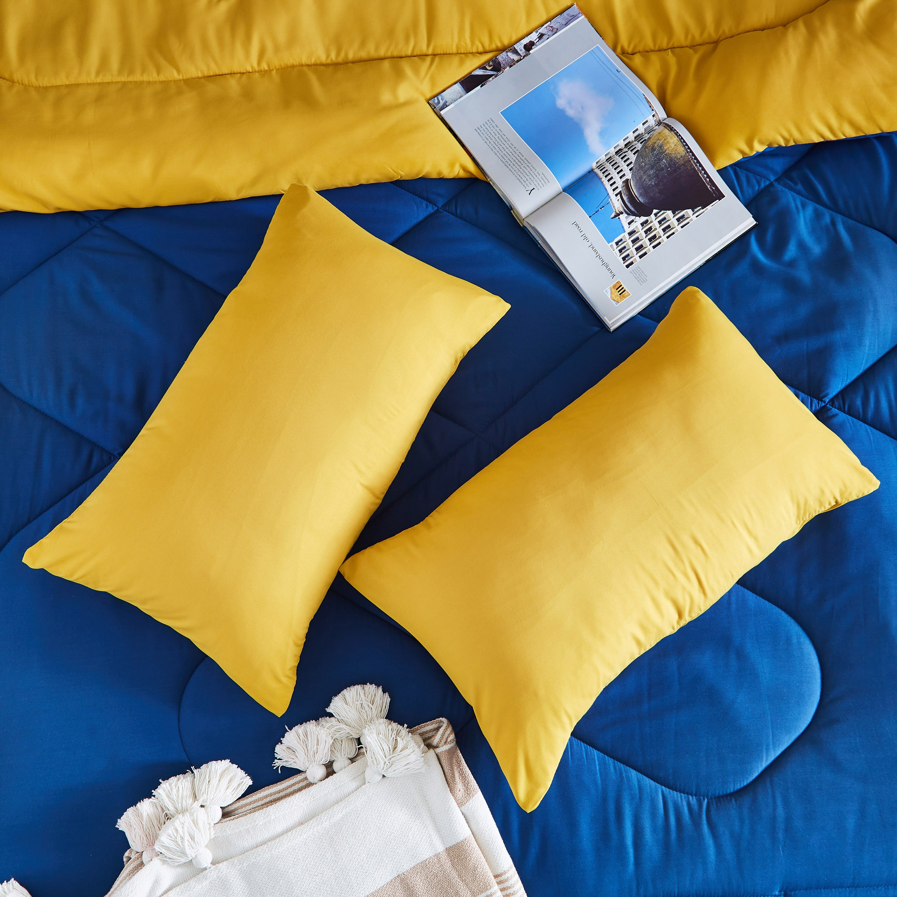 طقم غطاء وسادة سادة من الألياف الدقيقة قطعتين من ديربي - 45x70 سم-hbxhomeware-hbxbedroom-image-2
