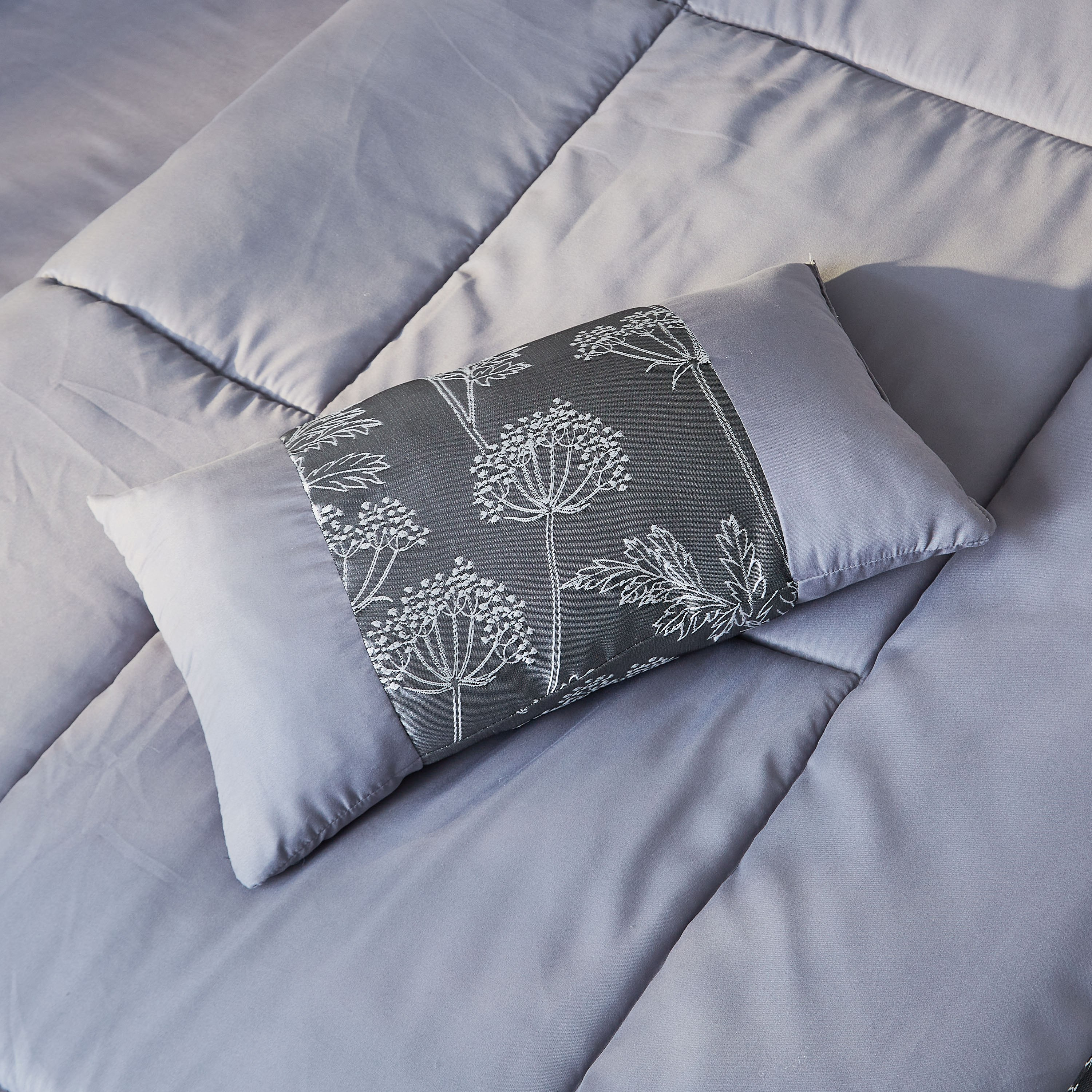 طقم لحاف سوبر كينج جاكار 7 قطع من فاونا - 240x260 سم-hbxhomeware-hbxdecorandfurnishings-image-4
