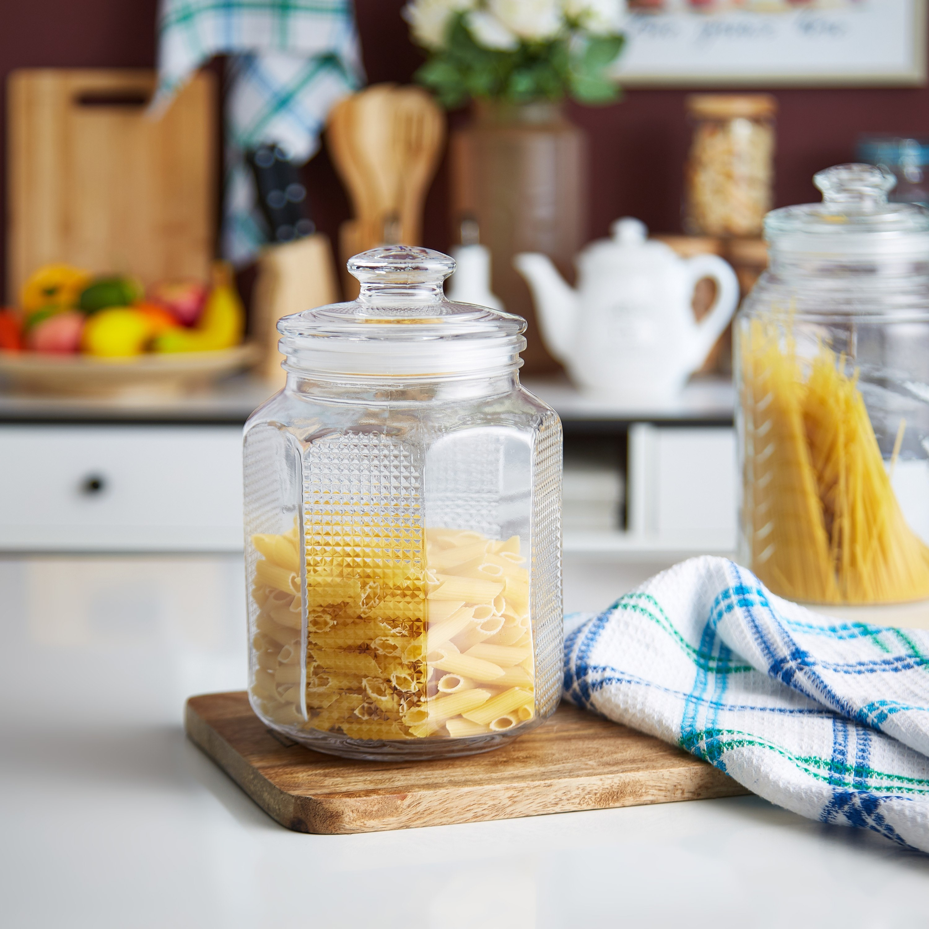 Glass store jar airtight