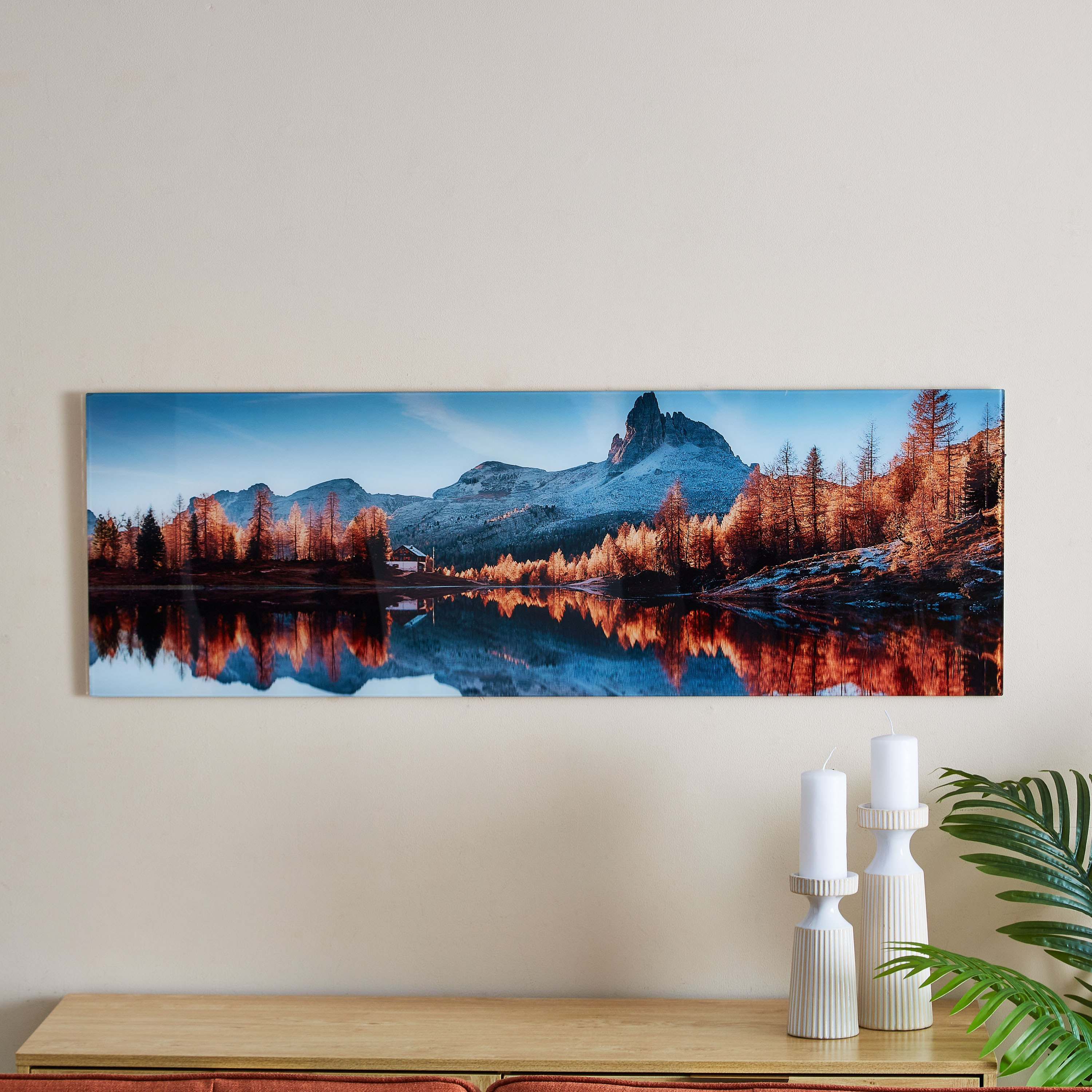 لوحة جدارية من الزجاج المعالج حرارياً لتصميم جبل ونهر من كلود - 120x1x40 سم-hbxhomeware-hbxdecorandfurnishings-image-1
