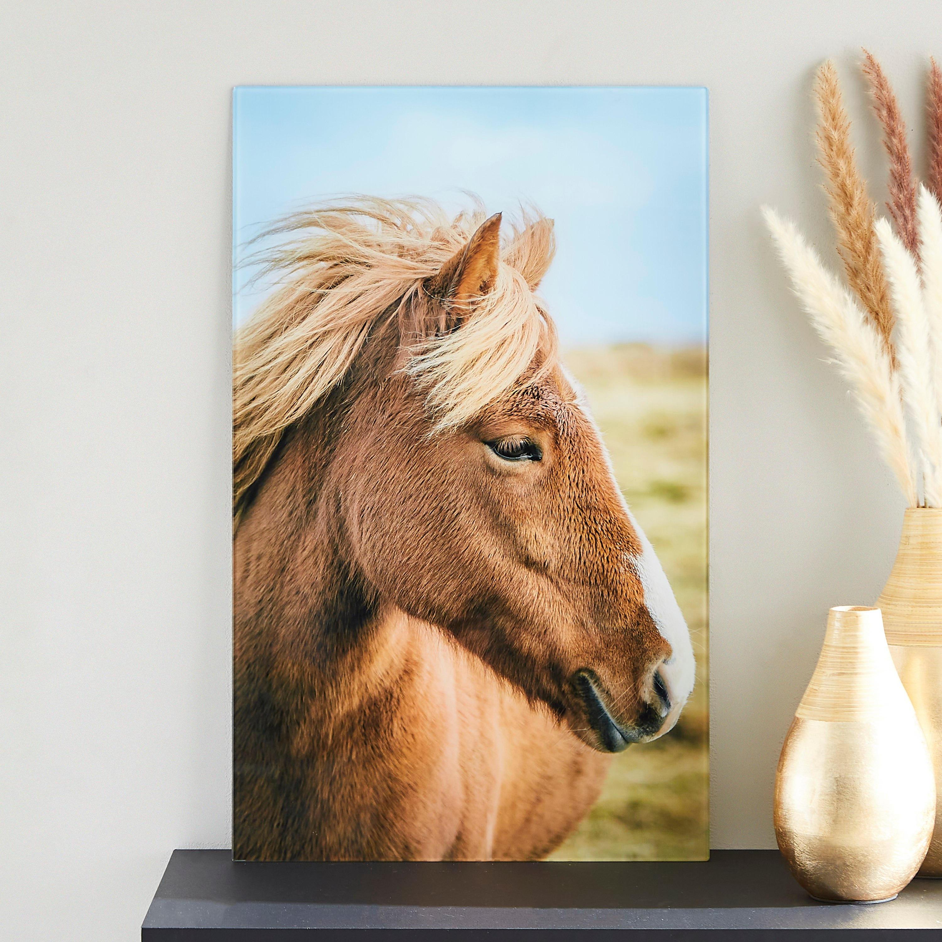 زينة حائط من الزجاج المعالج حراريًا بتصميم وجه فرس من كلود - 40x1x60 سم-hbxhomeware-hbxdecorandfurnishings-image-1
