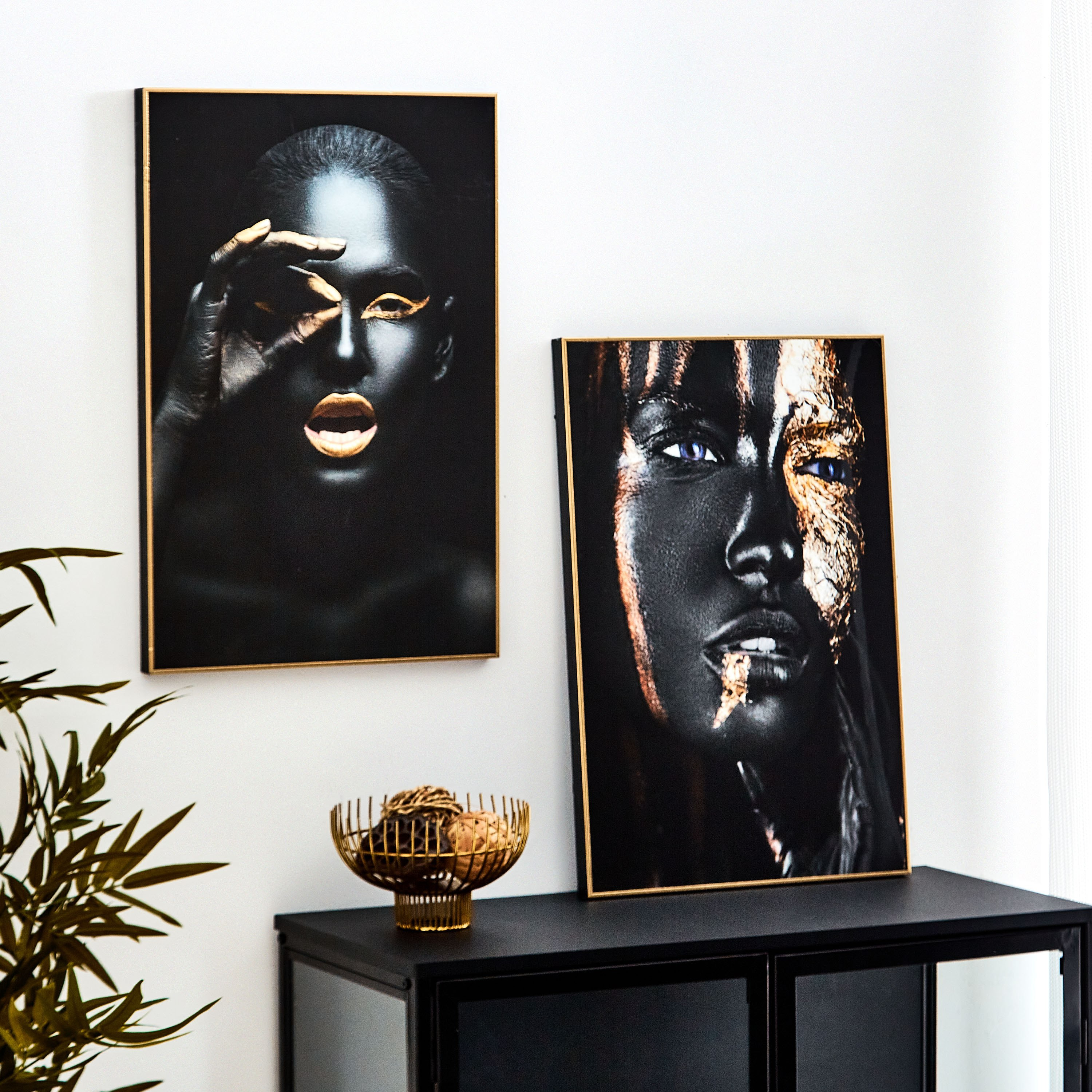 لوحة مؤطّرة لامعة بتصميم وجه إمراة إم دي أف من بيترا - 40x3x60 سم-hbxhomeware-hbxdecorandfurnishings-image-4