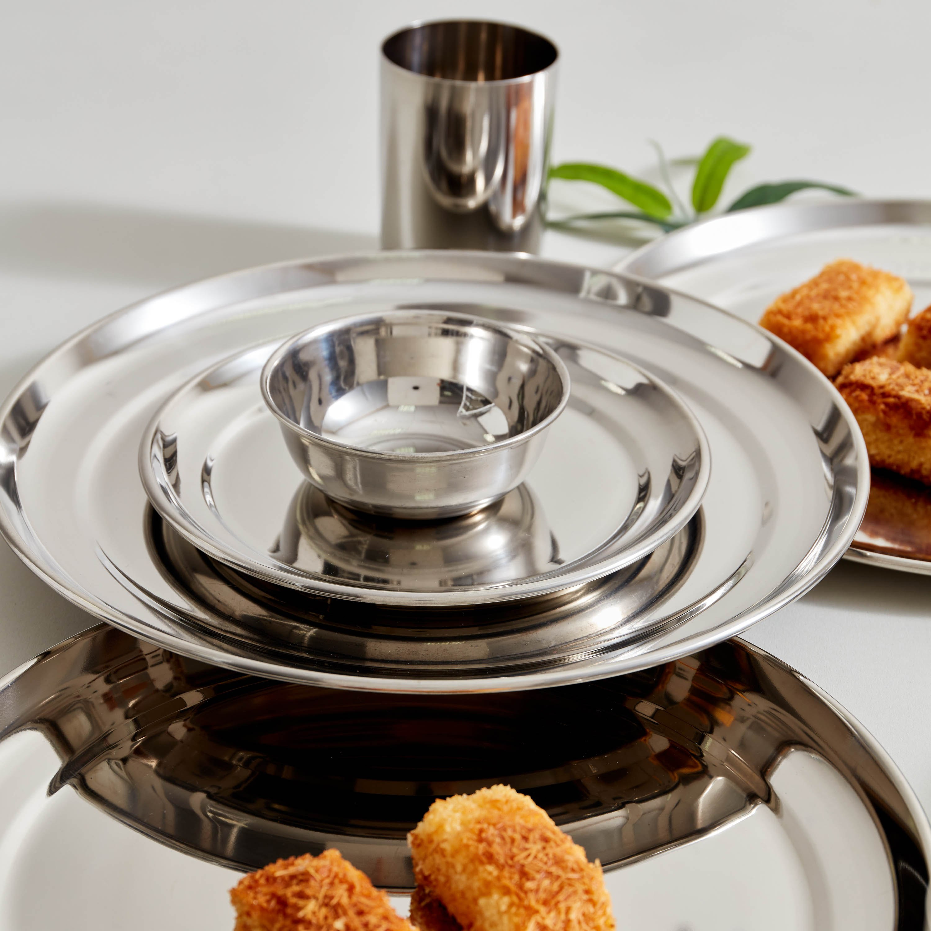 طقم عشاء ستانليس ستيل بتشطيب عاكس 24 قطعة من بريميا-hbxhomeware-hbxkitchen-image-4