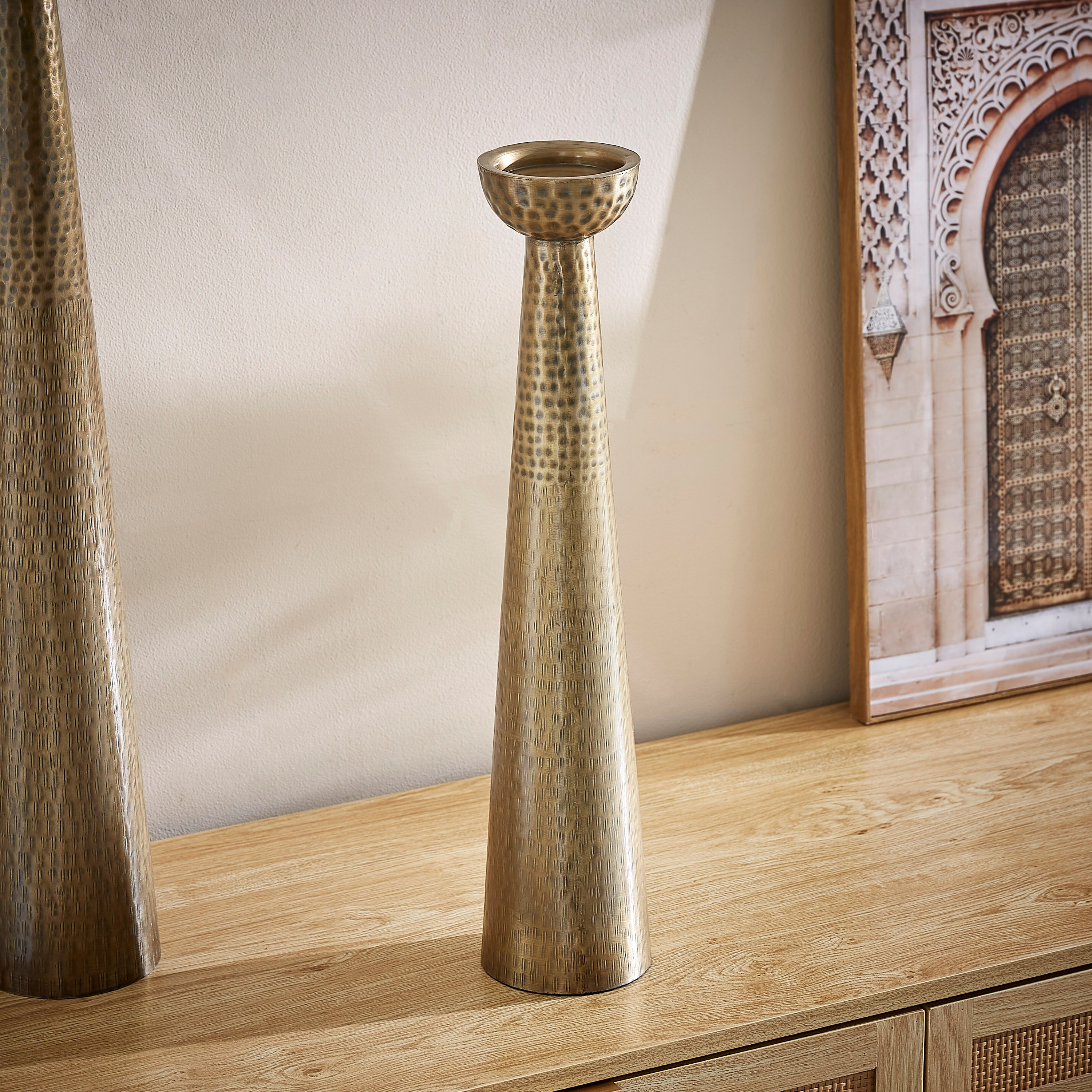 حامل شموع معدني صغير بارز الملمس من إنارة - 12.5x12.5x54×12×10 سم-hbxlivingroom-decorandaccessories-candleholders-image-2