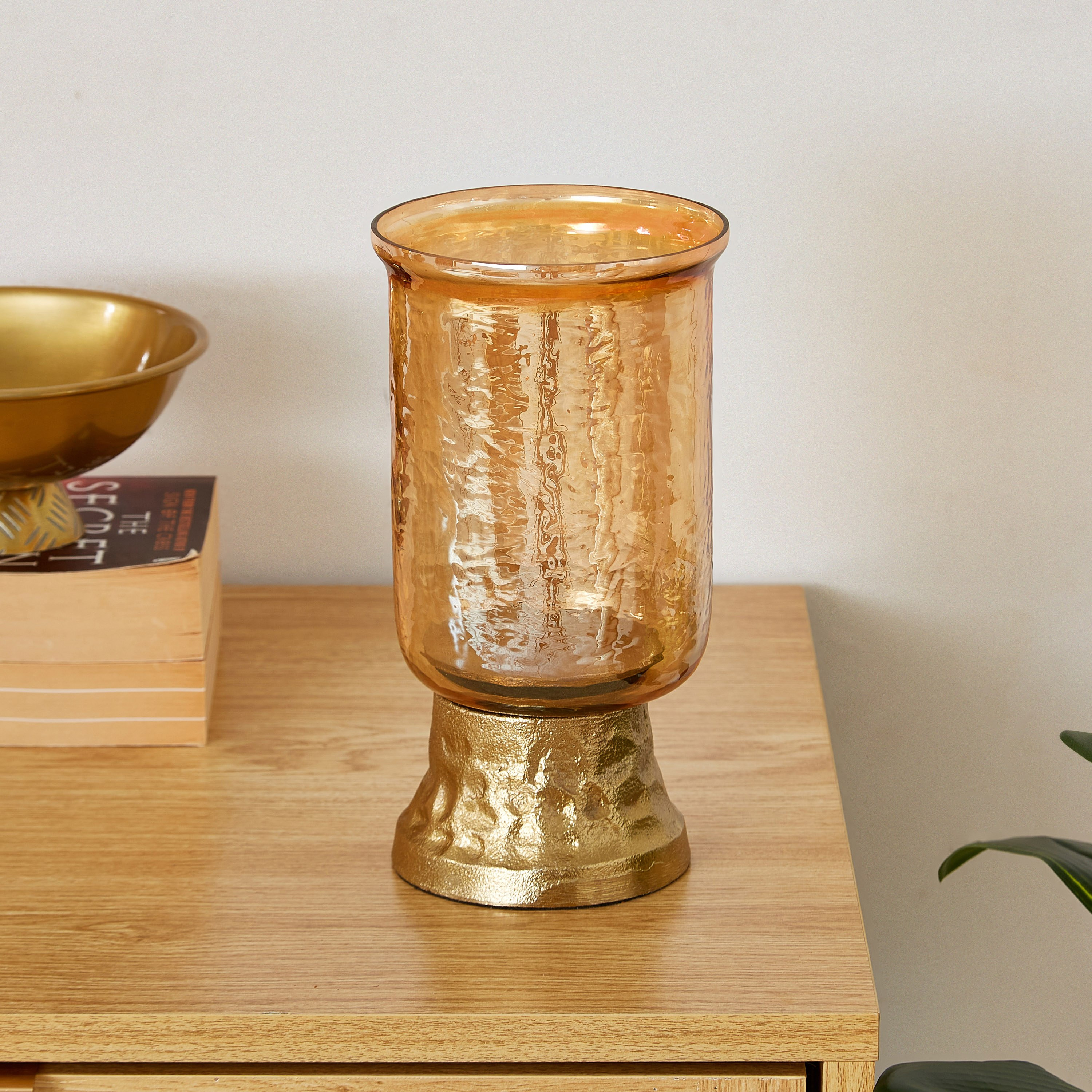 حامل شموع صغير ميداليان زجاجي بتصميم فانوس وحامل من سكاوت - 10x10x20 سم-hbxlivingroom-decorandaccessories-candleholders-image-1