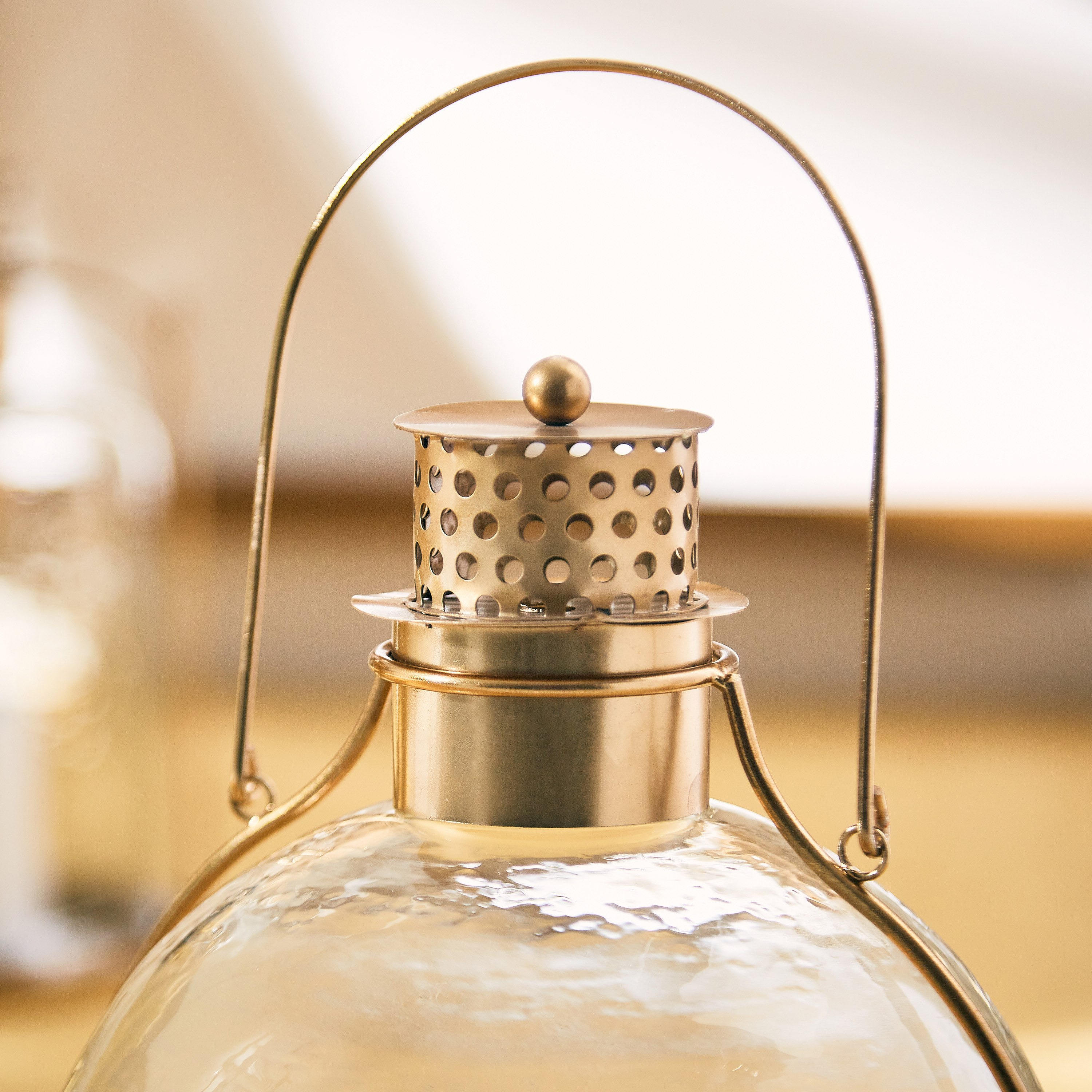 فانوس زجاجي من سكاوت - 17 × 17 × 26 سم-hbxdecorandfurnishings-homeaccessories-lanterns-image-3