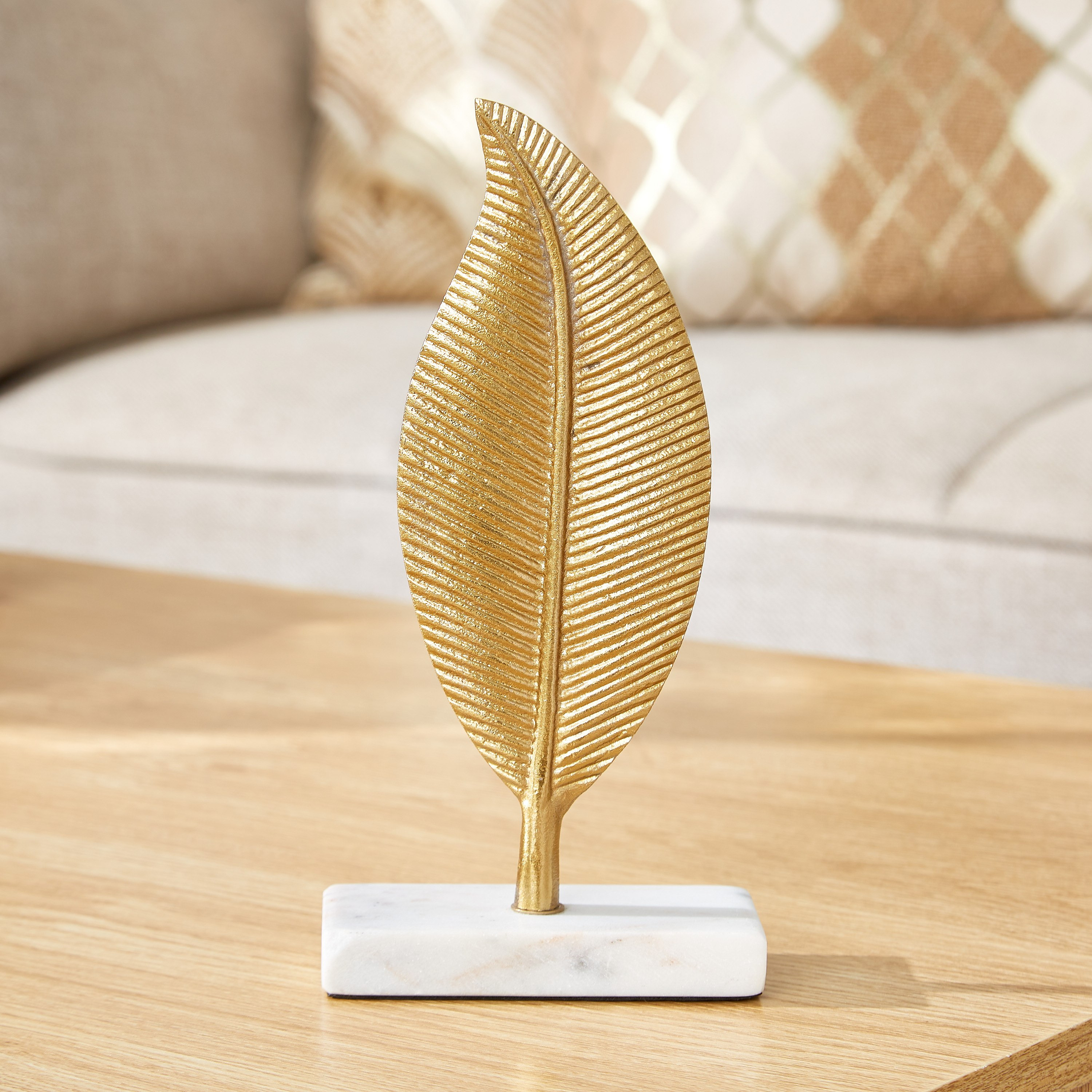 قطعة ديكور على شكل ورقة شجر معدنية من سكاوت- 9×5×20 سم-hbxhomeware-homedecor-figurinesandornaments-image-1