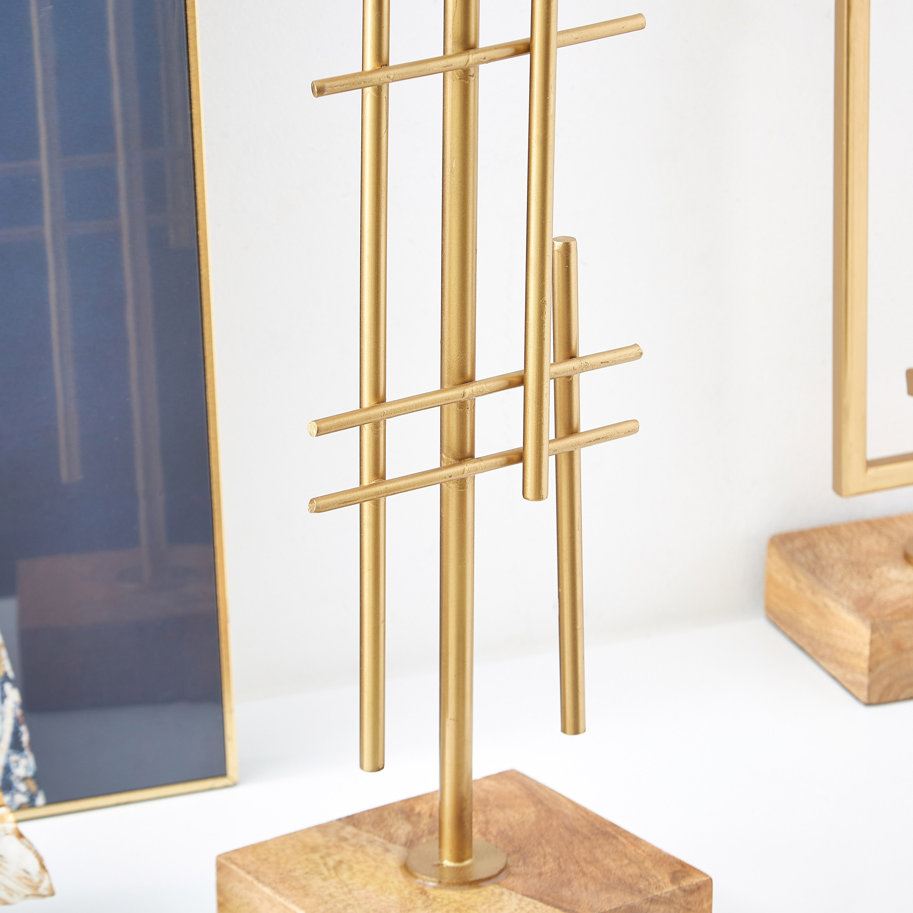 حامل شموع أرضي معدني من مياكي - 14x13x64 سم-hbxlivingroom-decorandaccessories-candleholders-image-3