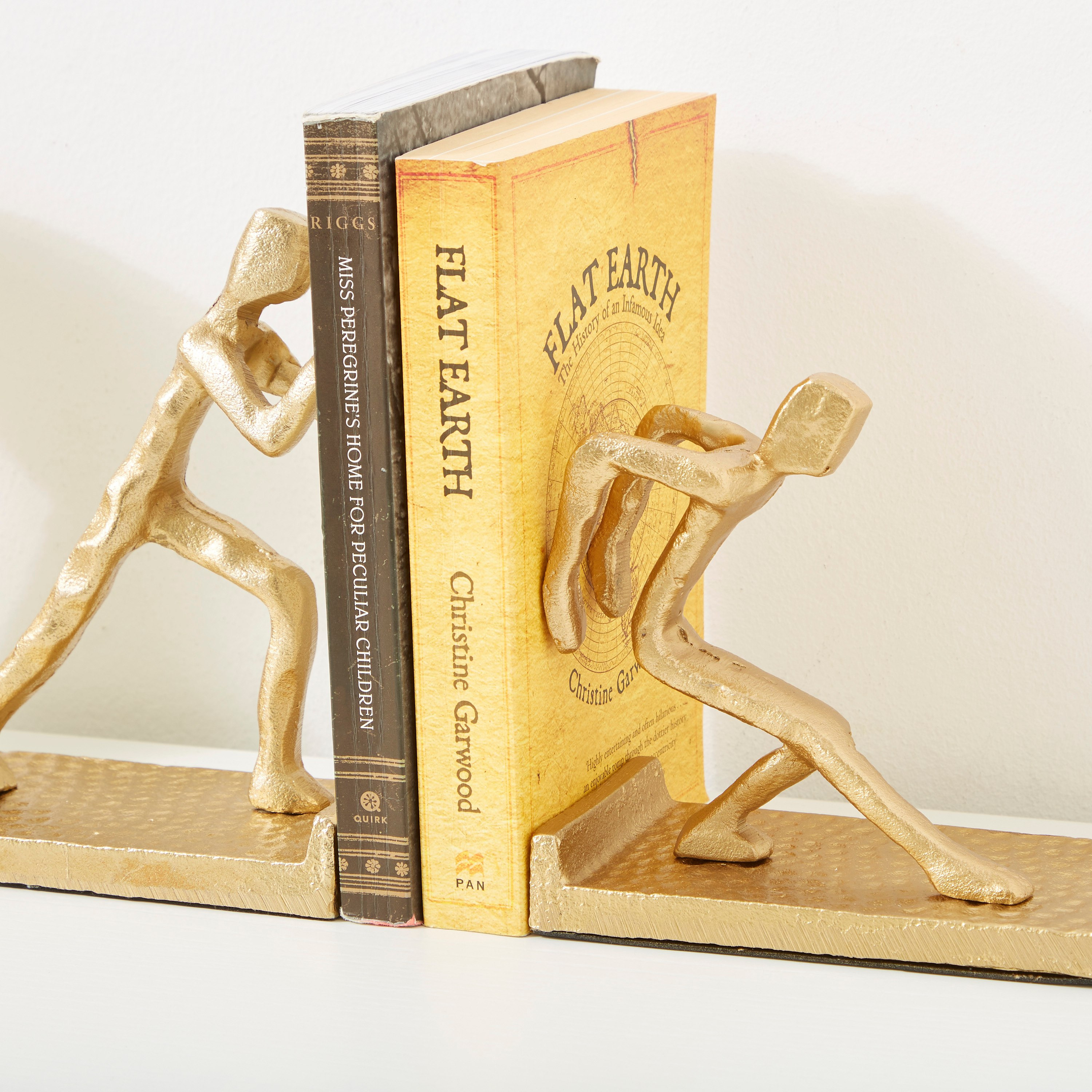 مساند كتب معدنية بتصميم تمثال لرجل يركض قطعتين من مياكي - 14x9x32 سم-hbxhomeware-homedecor-figurinesandornaments-image-3