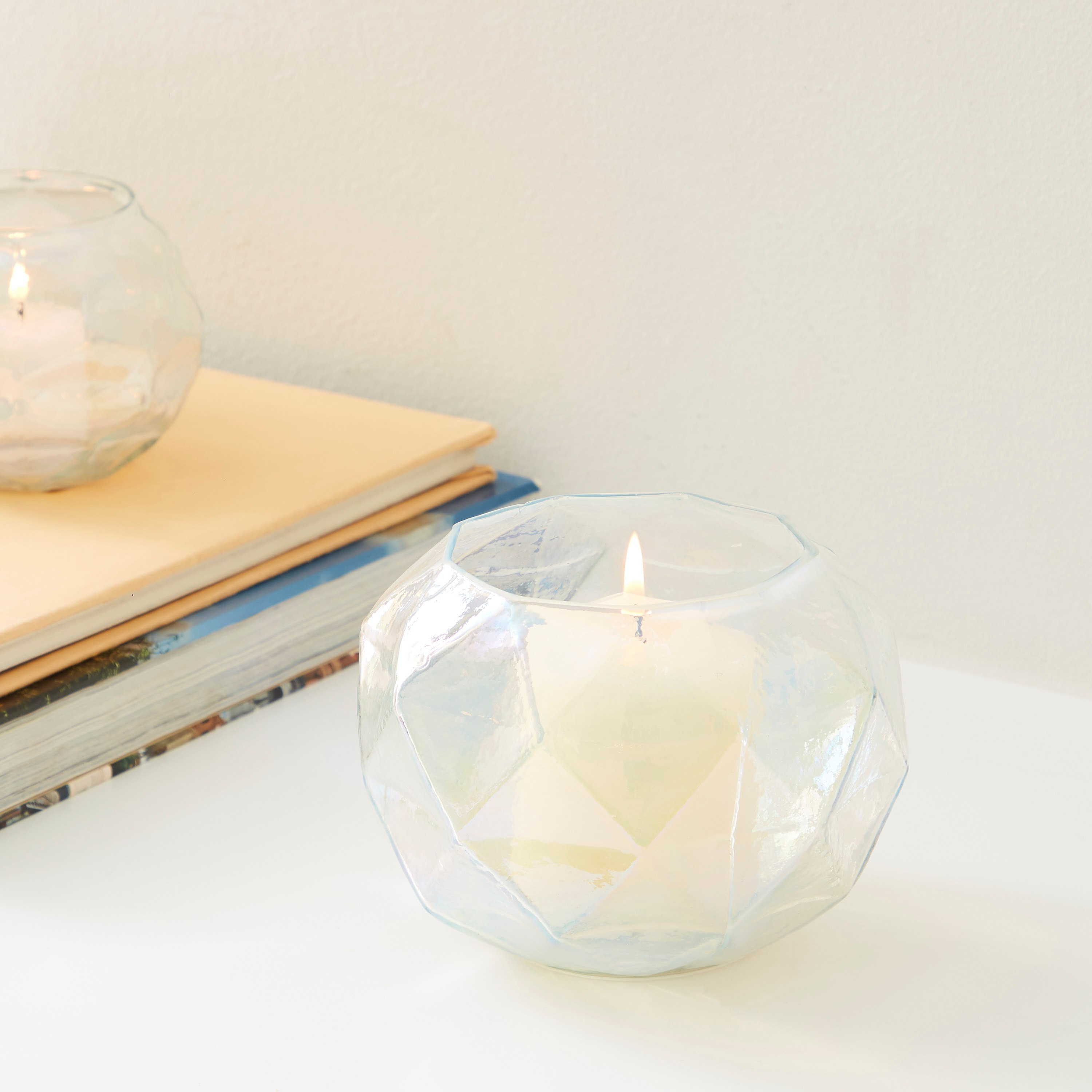 حامل شموع زجاجي لؤلؤي من مياكي - 13x13x10 سم-hbxlivingroom-decorandaccessories-candleholders-image-1