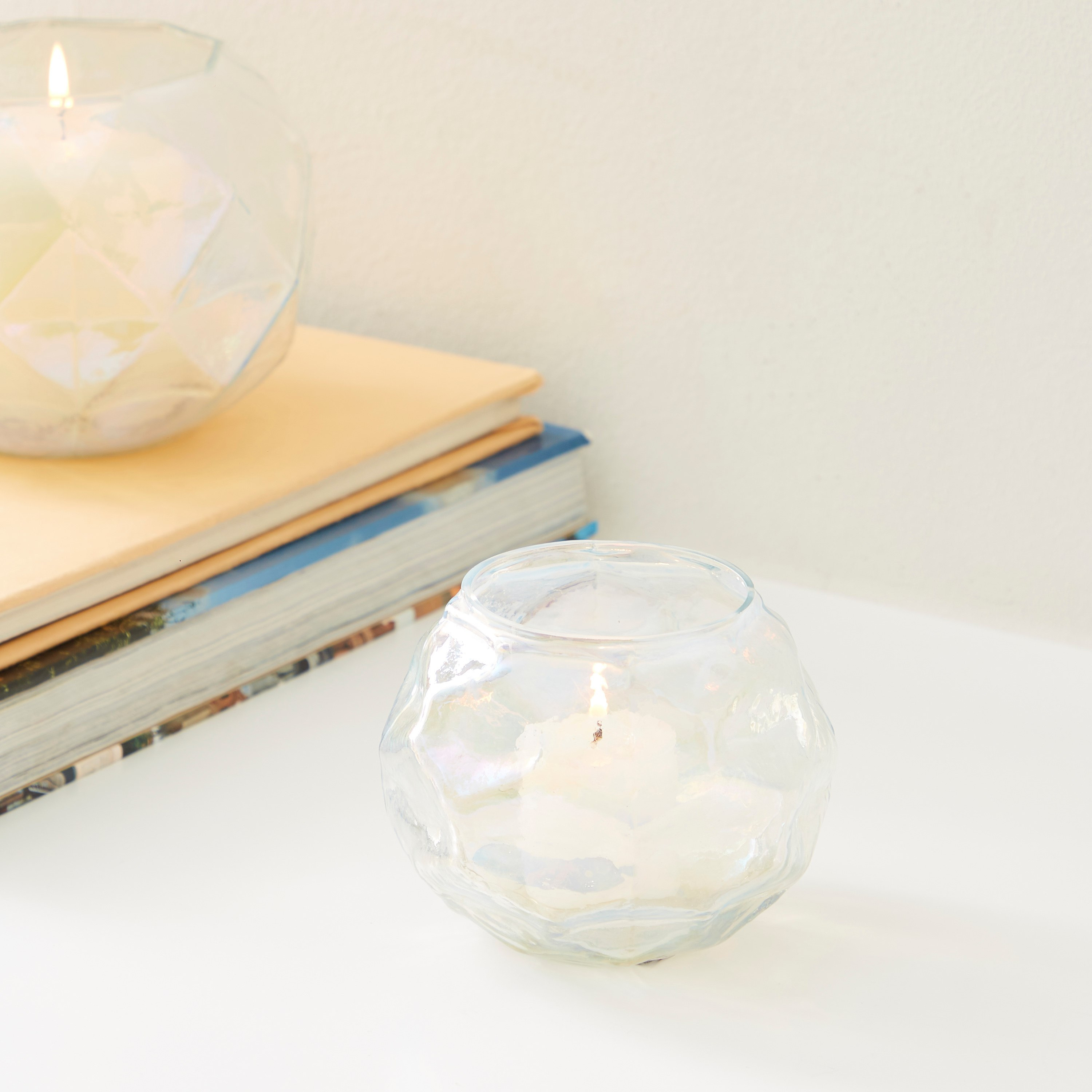 حامل شموع زجاجي لؤلؤي من مياكي - 10x10x8 سم-hbxlivingroom-decorandaccessories-candleholders-image-1