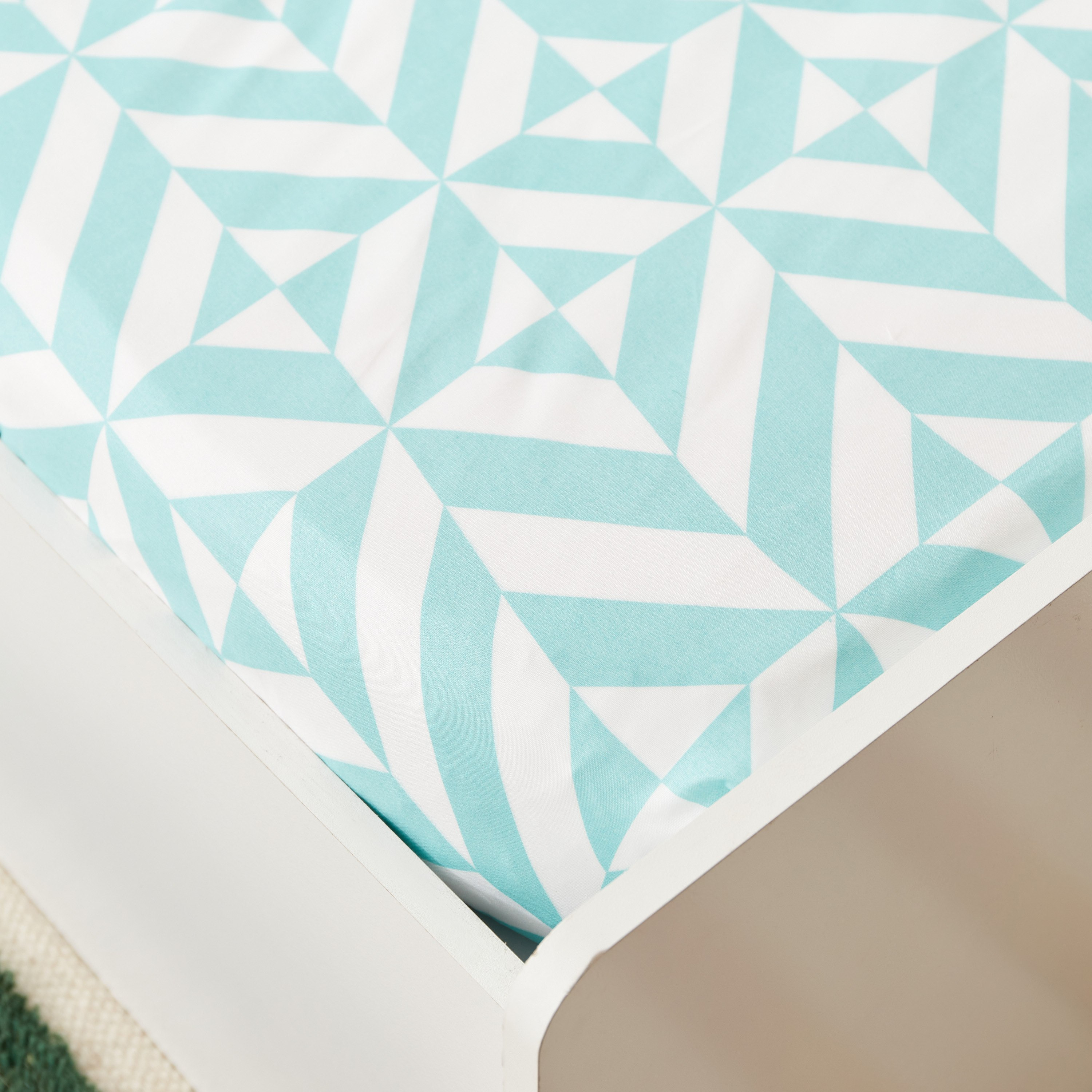 شرشف مطاطي فردي بألياف ميكروفايبر وطبعات من أتلانتا جايد - 90 × 200 + 25 سم-hbxhomeware-bedding-fittedsheets-image-3