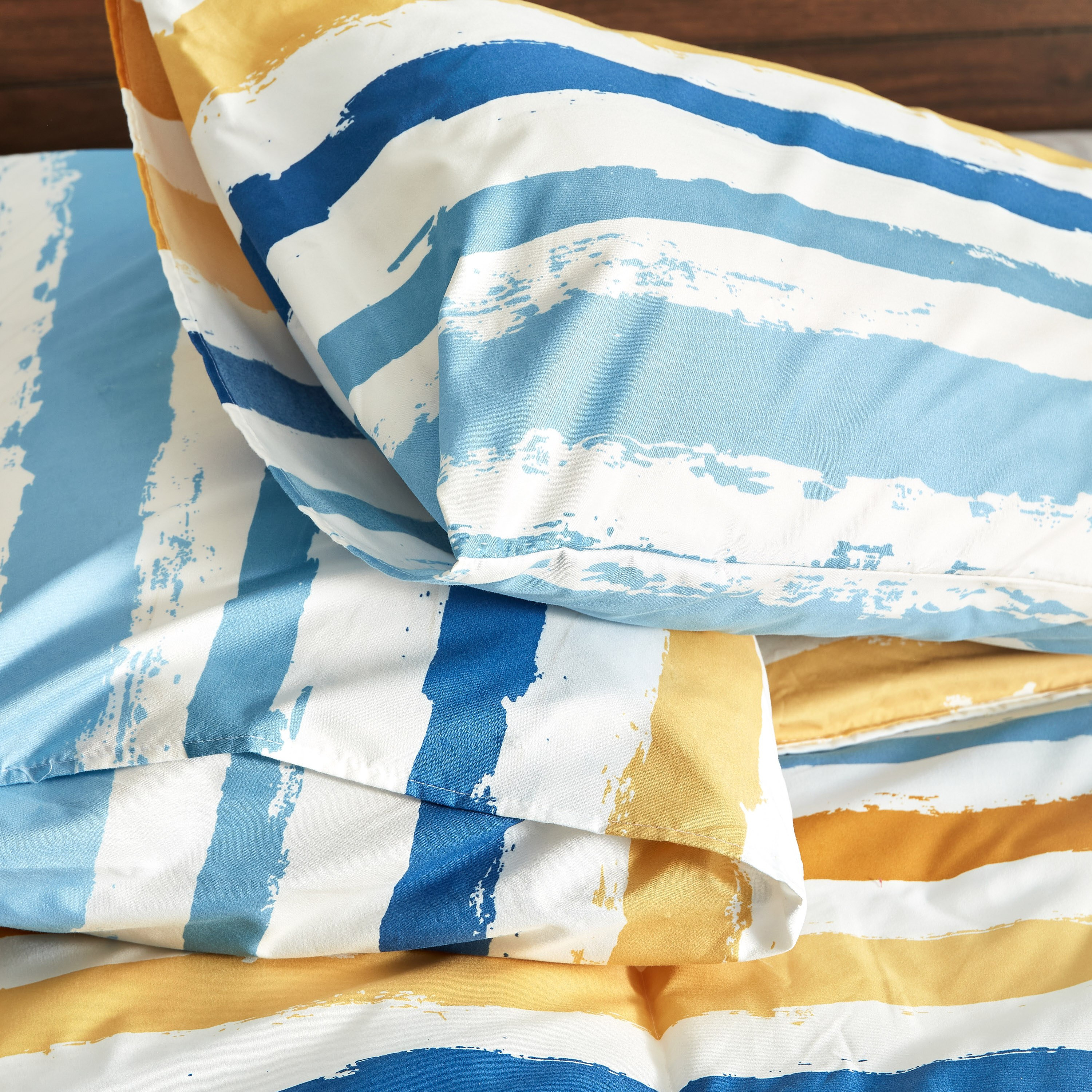 Ontario Brush Stroke 3-Piece King Microfibre Comforter Set -220x240 cm-hbxhomeware-hbxdecorandfurnishings-image-4