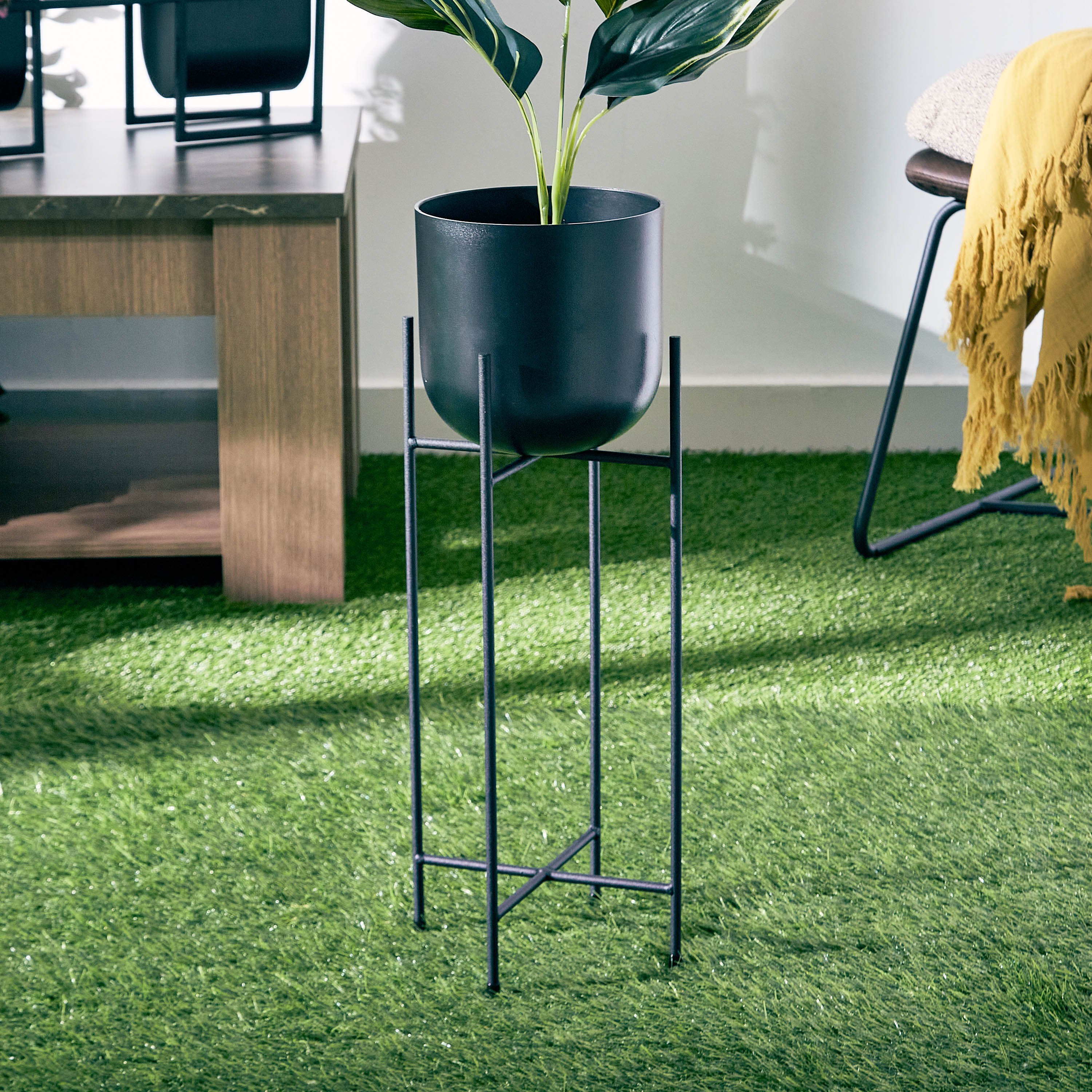 Liam Metal Planter Stand with Pot - 18x18x58 cm-hbxhomeware-hbxdecorandfurnishings-image-2