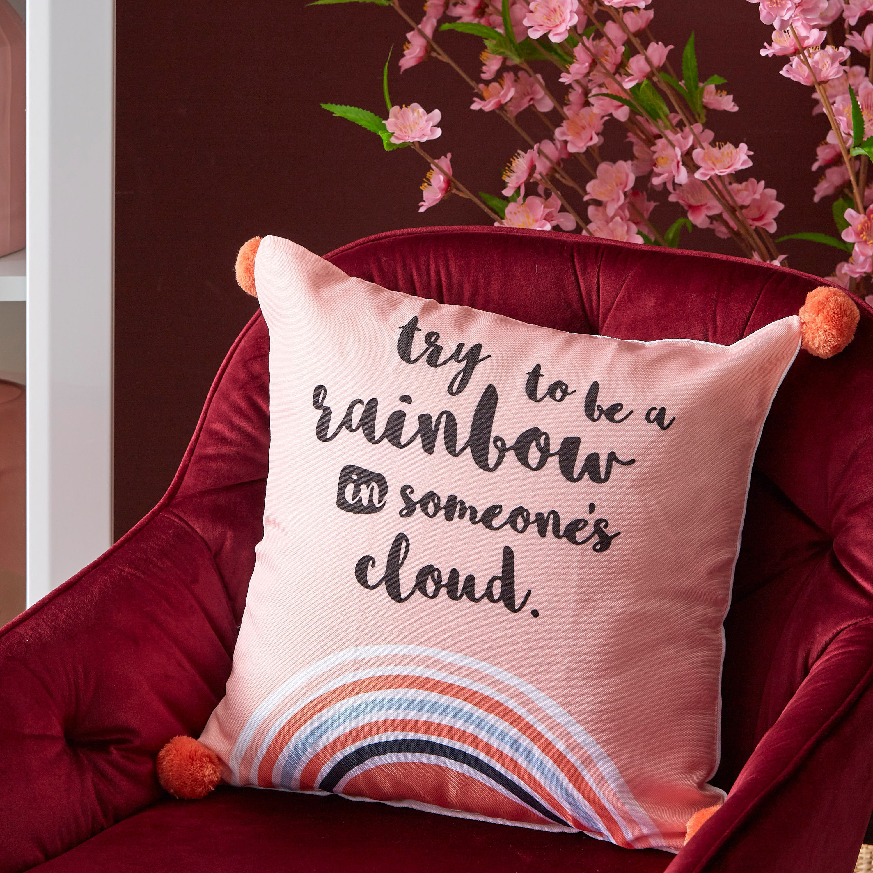 غطاء وسادة بطبعات قوس قزح وتفاصيل بوم بوم من دالبي - 40x40 سم-hbxhomeware-hbxkidsandyouth-image-1