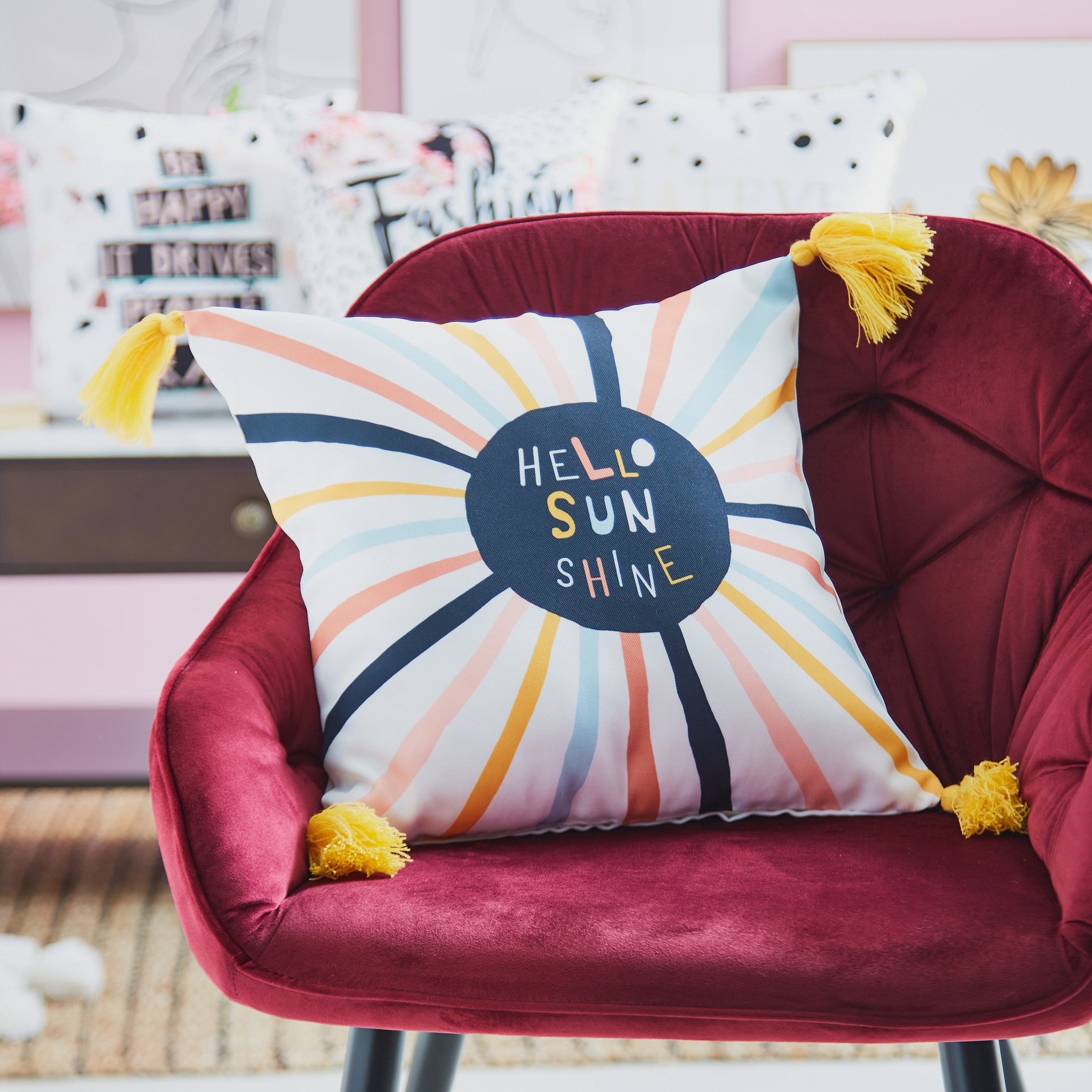 غطاء وسادة بطبعات هالو صن شاين من دالبي - 40x40 سم-hbxhomeware-hbxkidsandyouth-image-1