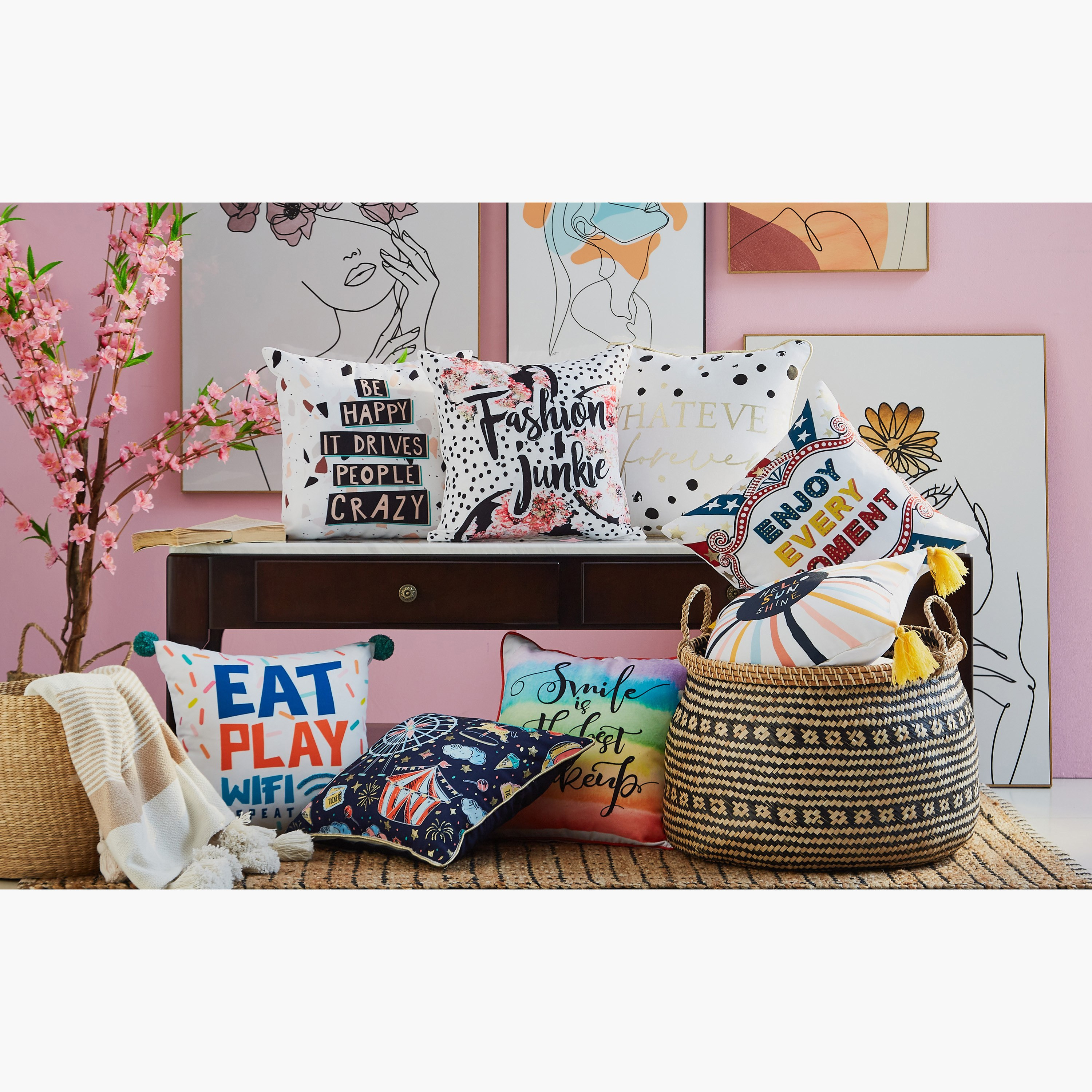 غطاء وسادة بطبعات هالو صن شاين من دالبي - 40x40 سم-hbxhomeware-hbxkidsandyouth-image-4