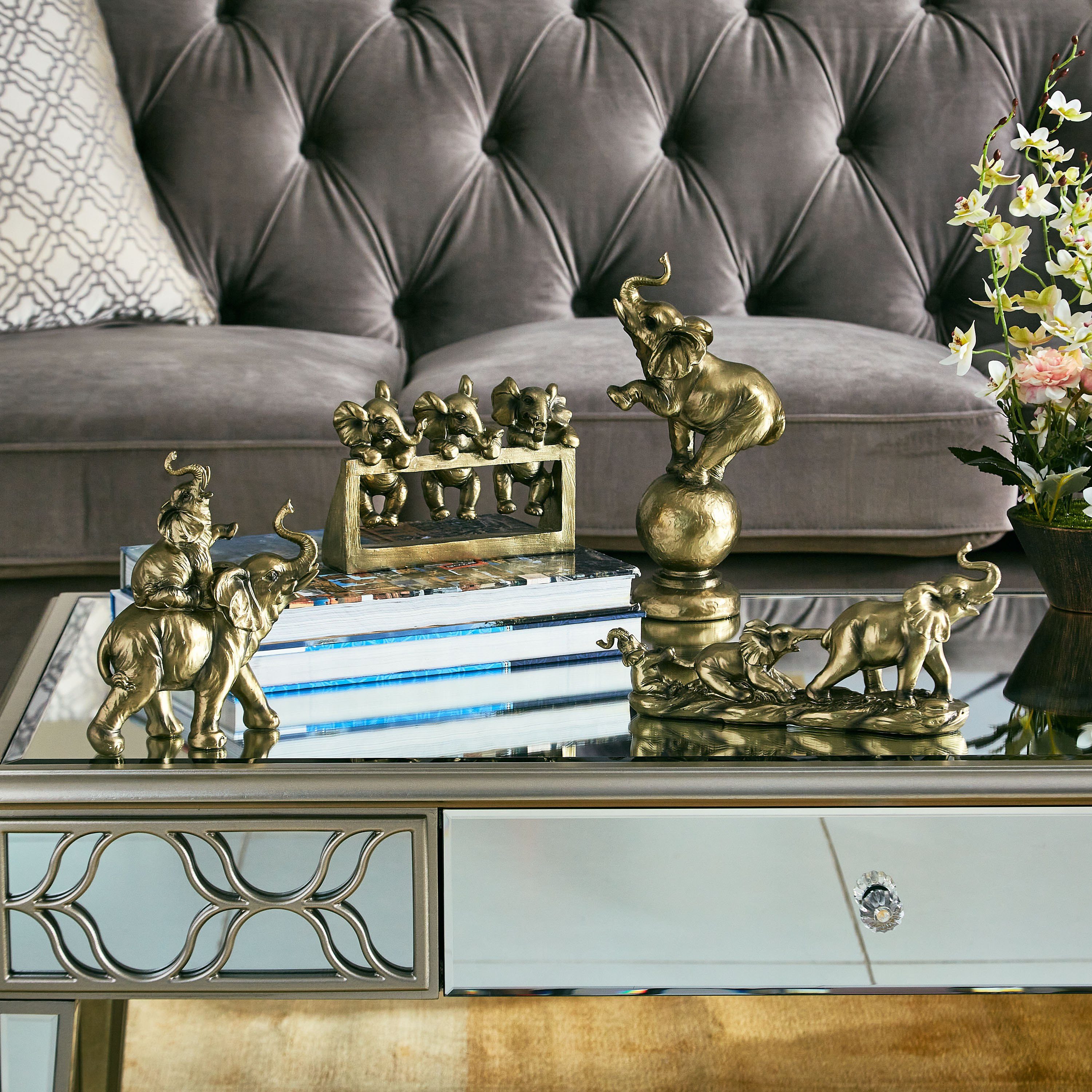 تمثال فيلة معلقة بولي ريزين من ميرايا - 19.8x7.1x13.5 سم-hbxhomeware-homedecor-figurinesandornaments-image-4