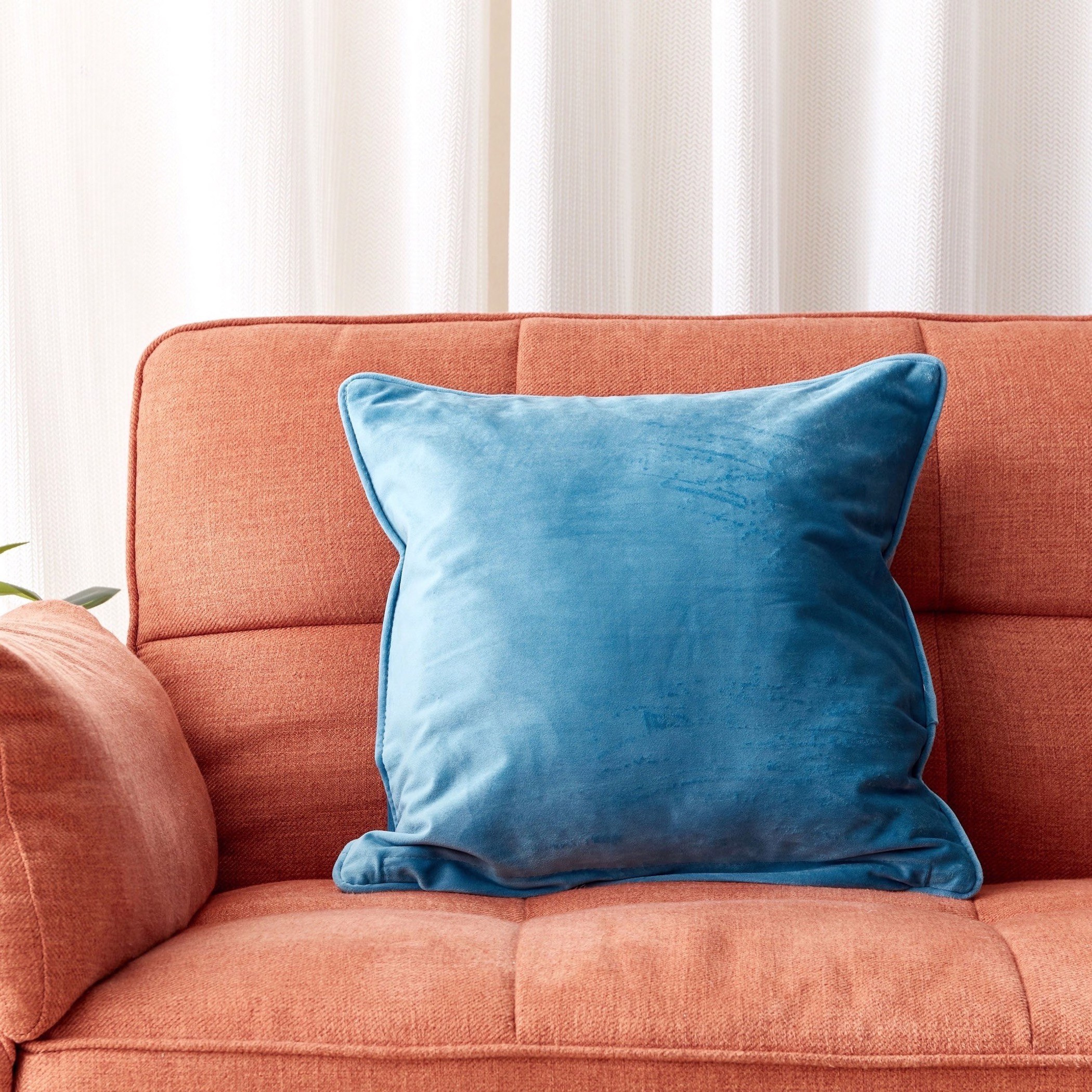 غطاء وسادة مخملي من دوف - 45x45 سم-hbxhomeware-cushionsandcovers-cushioncovers-image-1