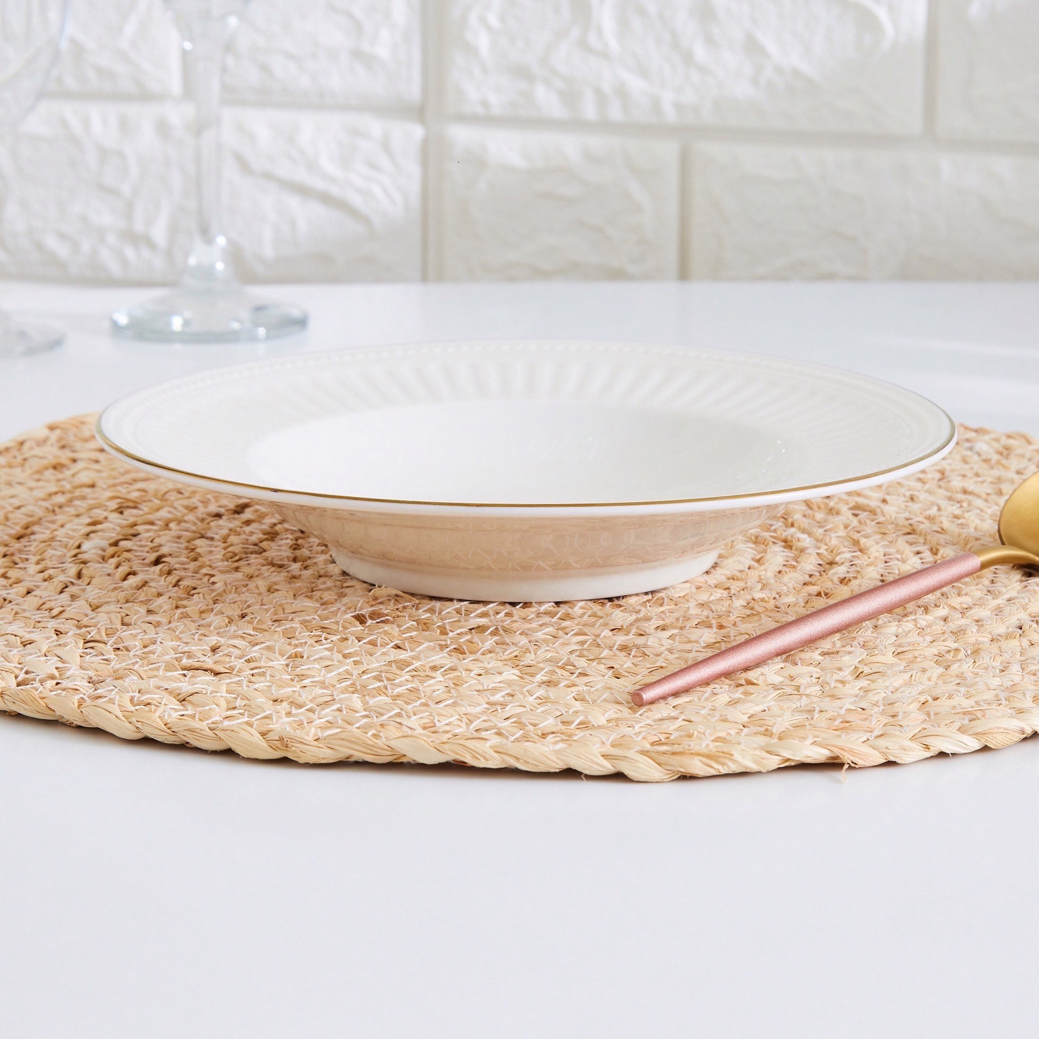 صحن عشاء منقوش بخط ذهبي - 27 سم-hbxdecorandfurnishings-tabletop-crockery-image-2