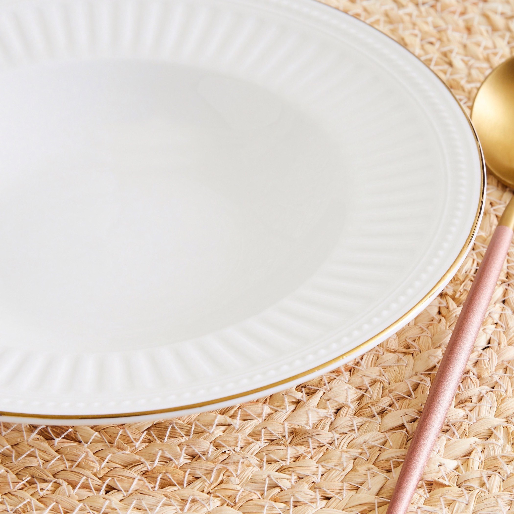 صحن شوربة منقوش بخط ذهبي - 22 سم-hbxdecorandfurnishings-tabletop-crockery-image-3