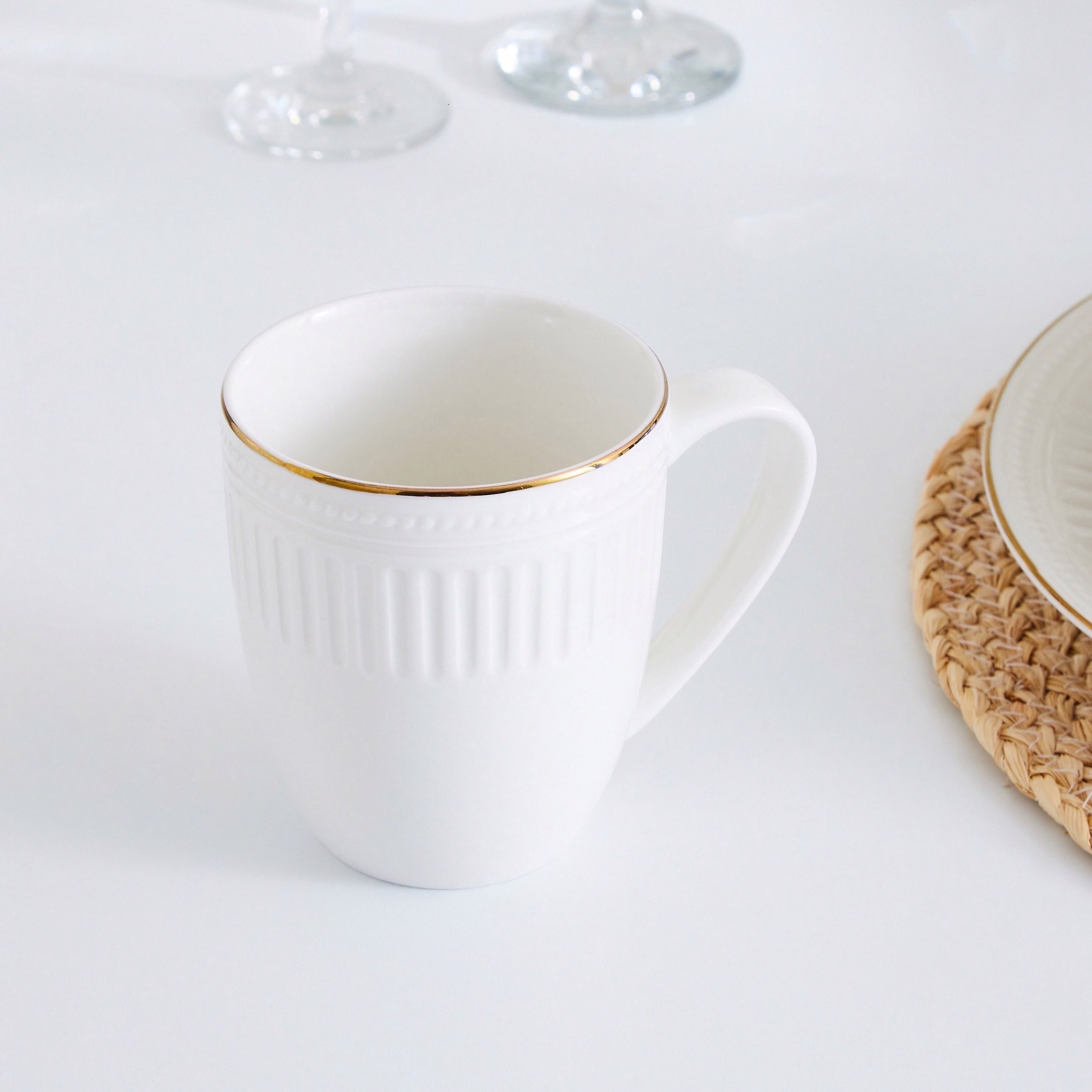 Embossed Gold Line Mug-hbxhomeware-diningandtabletop-coffeeandteasets-image-2