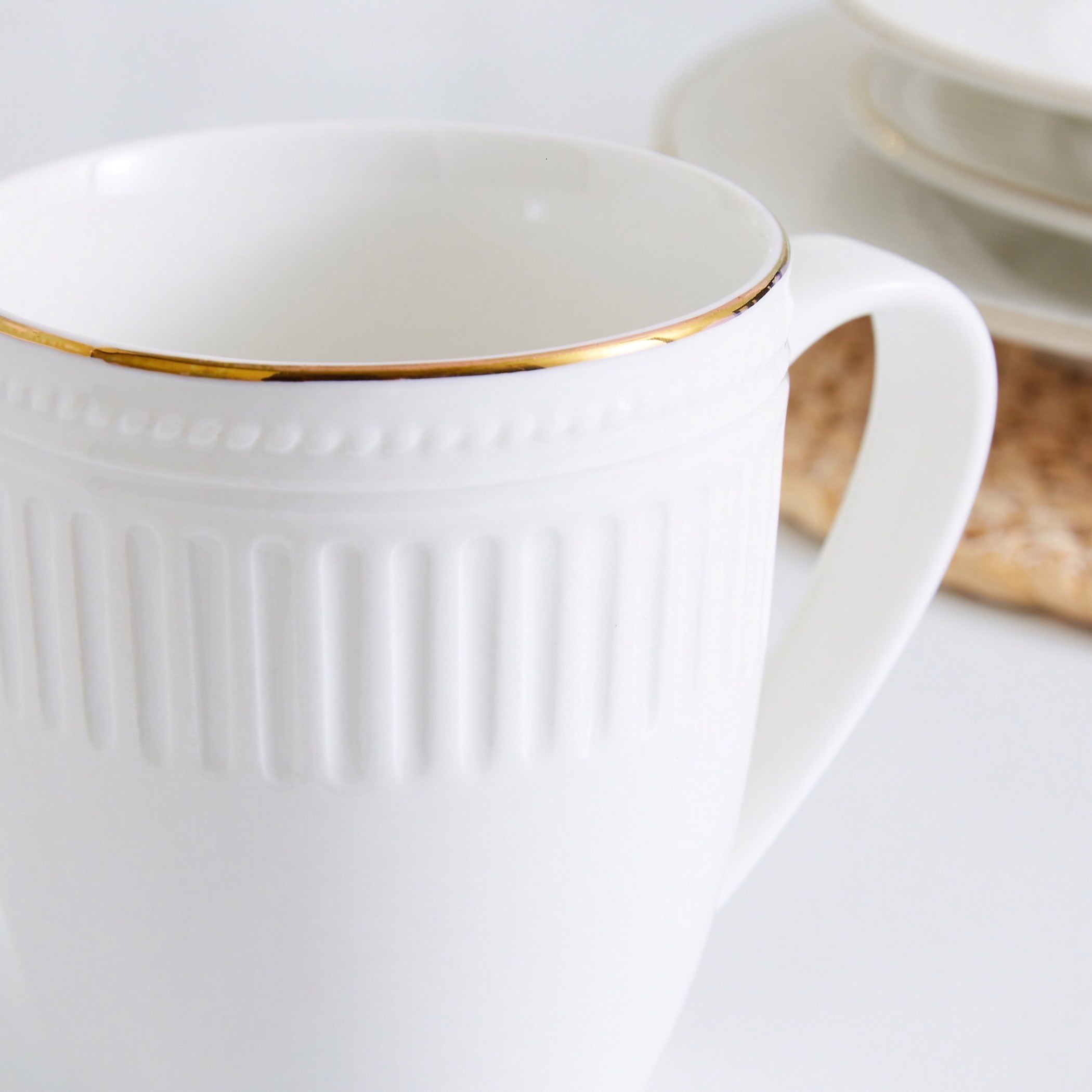Embossed Gold Line Mug-hbxhomeware-diningandtabletop-coffeeandteasets-image-3